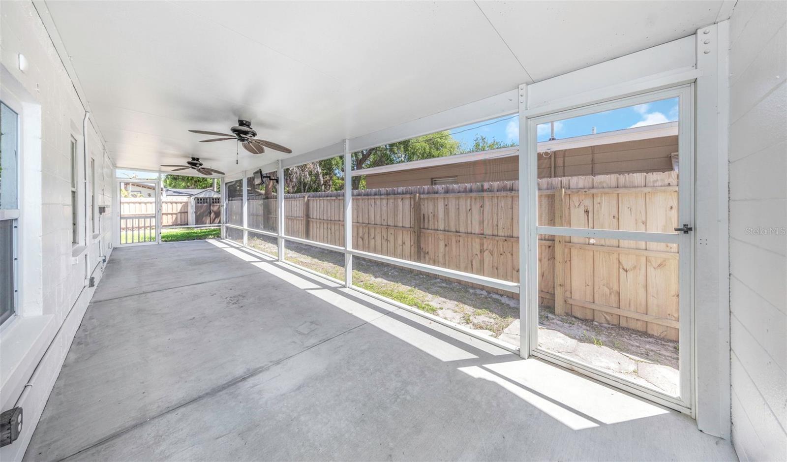 653 64TH AVE S, ST PETERSBURG, FL, 33705