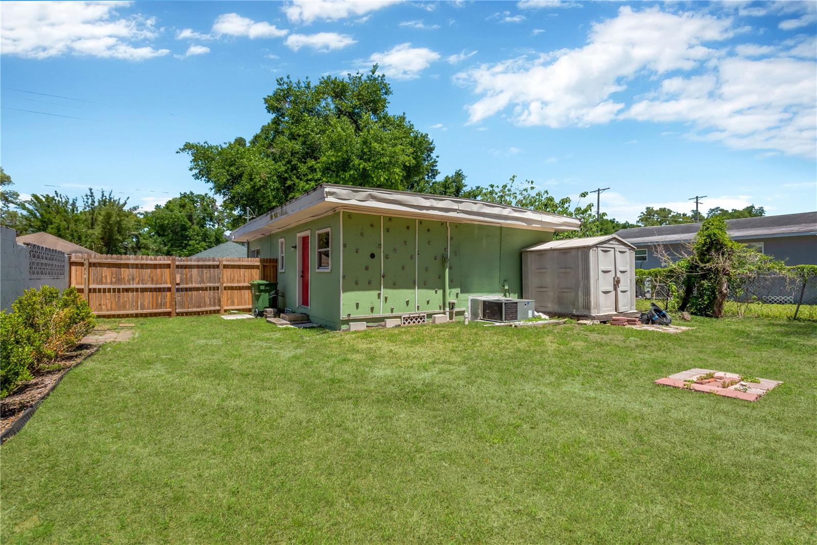 1315 E OSBORNE AVE, TAMPA, FL, 33603