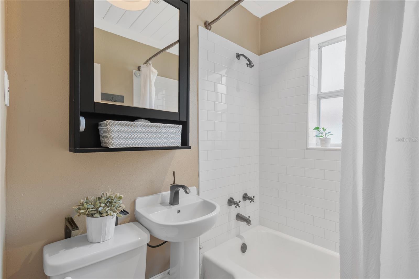 1315 E OSBORNE AVE, TAMPA, FL, 33603