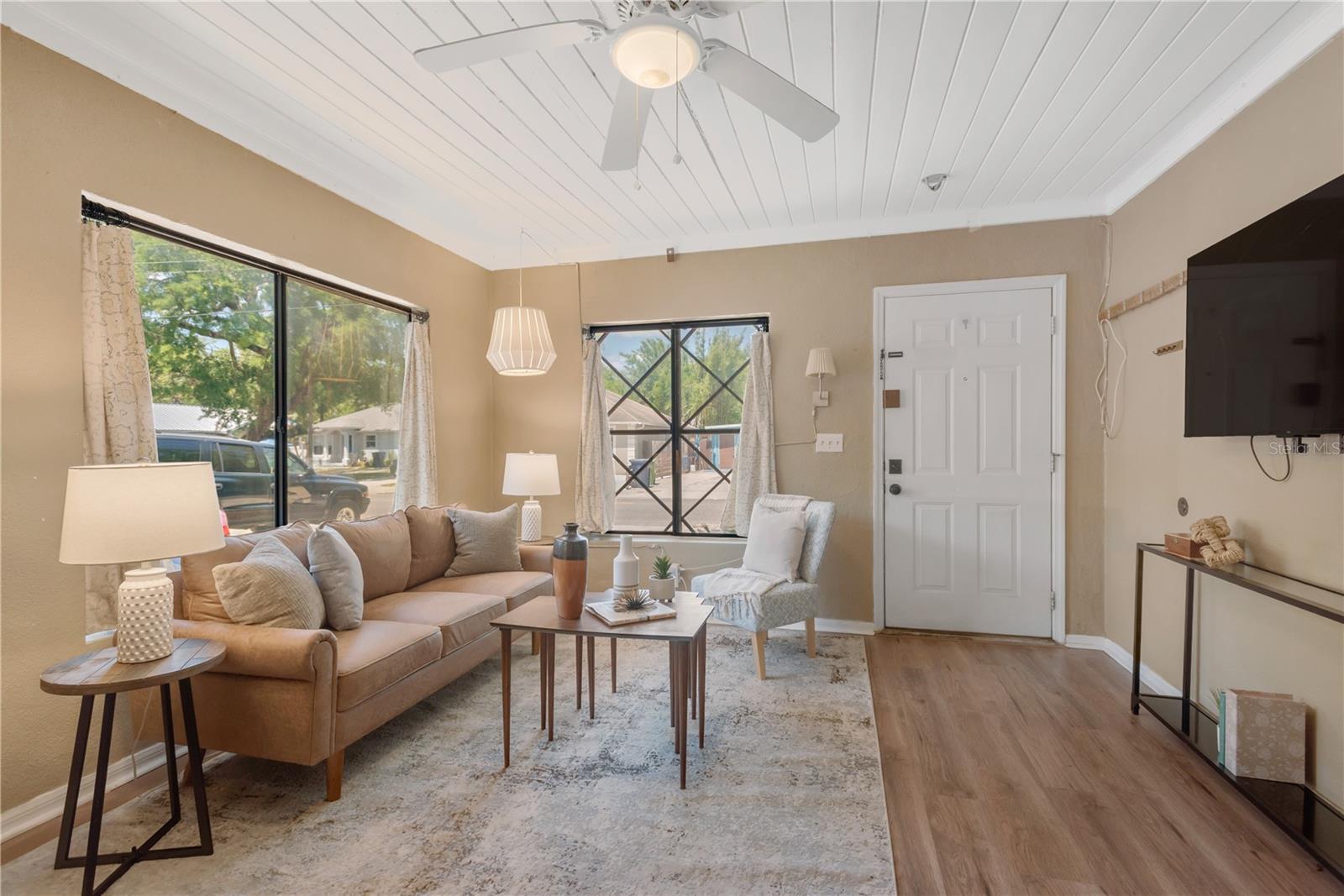 1315 E OSBORNE AVE, TAMPA, FL, 33603