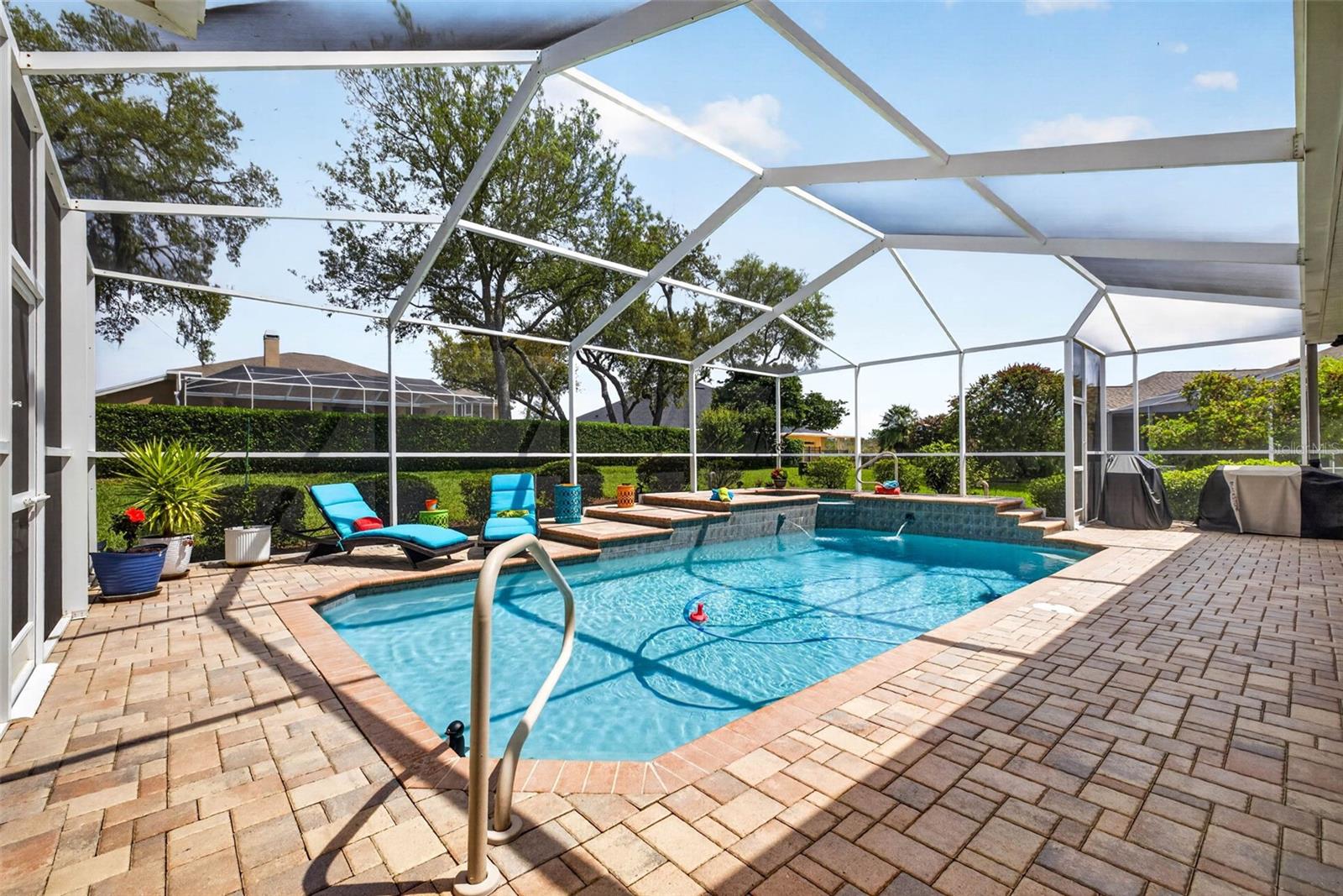 10211 RIDGE TOP LOOP, WEEKI WACHEE, FL, 34613