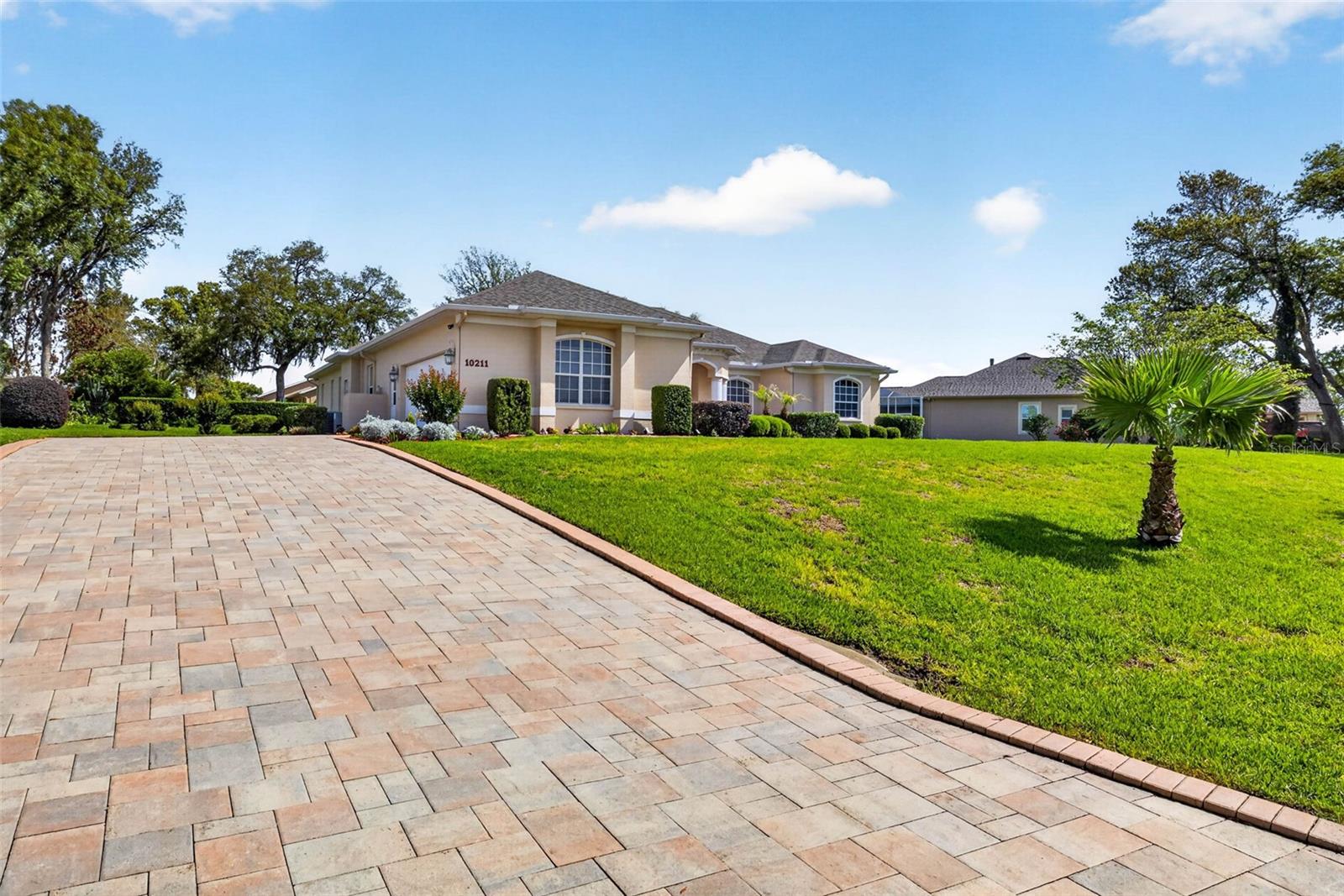 10211 RIDGE TOP LOOP, WEEKI WACHEE, FL, 34613