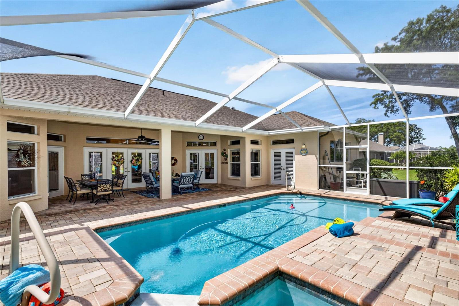 10211 RIDGE TOP LOOP, WEEKI WACHEE, FL, 34613