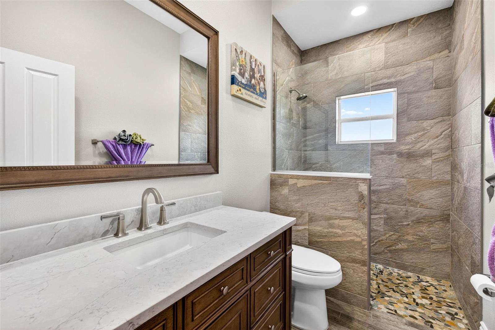 10211 RIDGE TOP LOOP, WEEKI WACHEE, FL, 34613