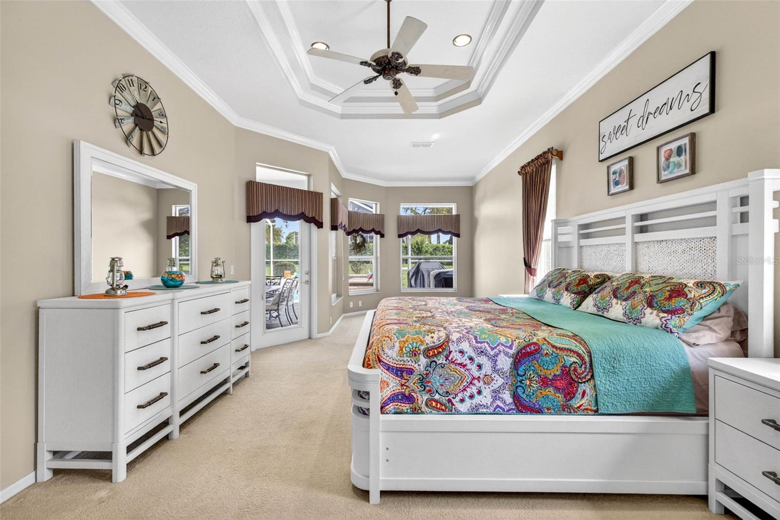 10211 RIDGE TOP LOOP, WEEKI WACHEE, FL, 34613