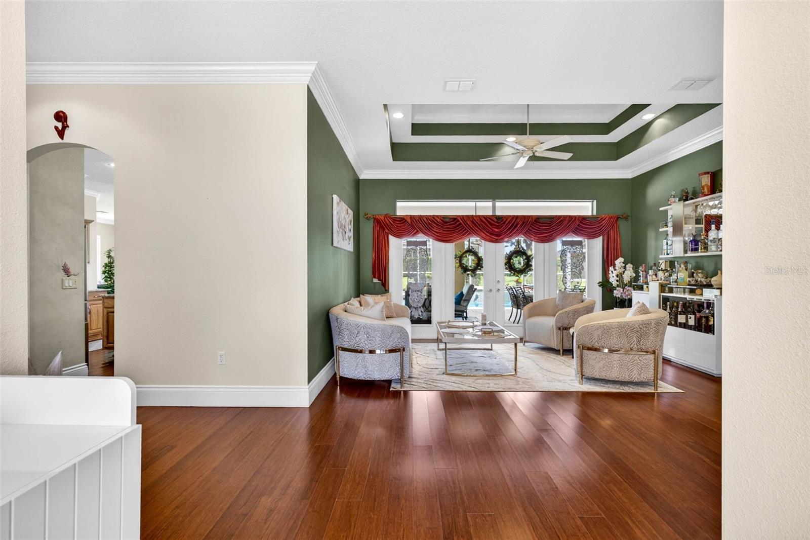 10211 RIDGE TOP LOOP, WEEKI WACHEE, FL, 34613