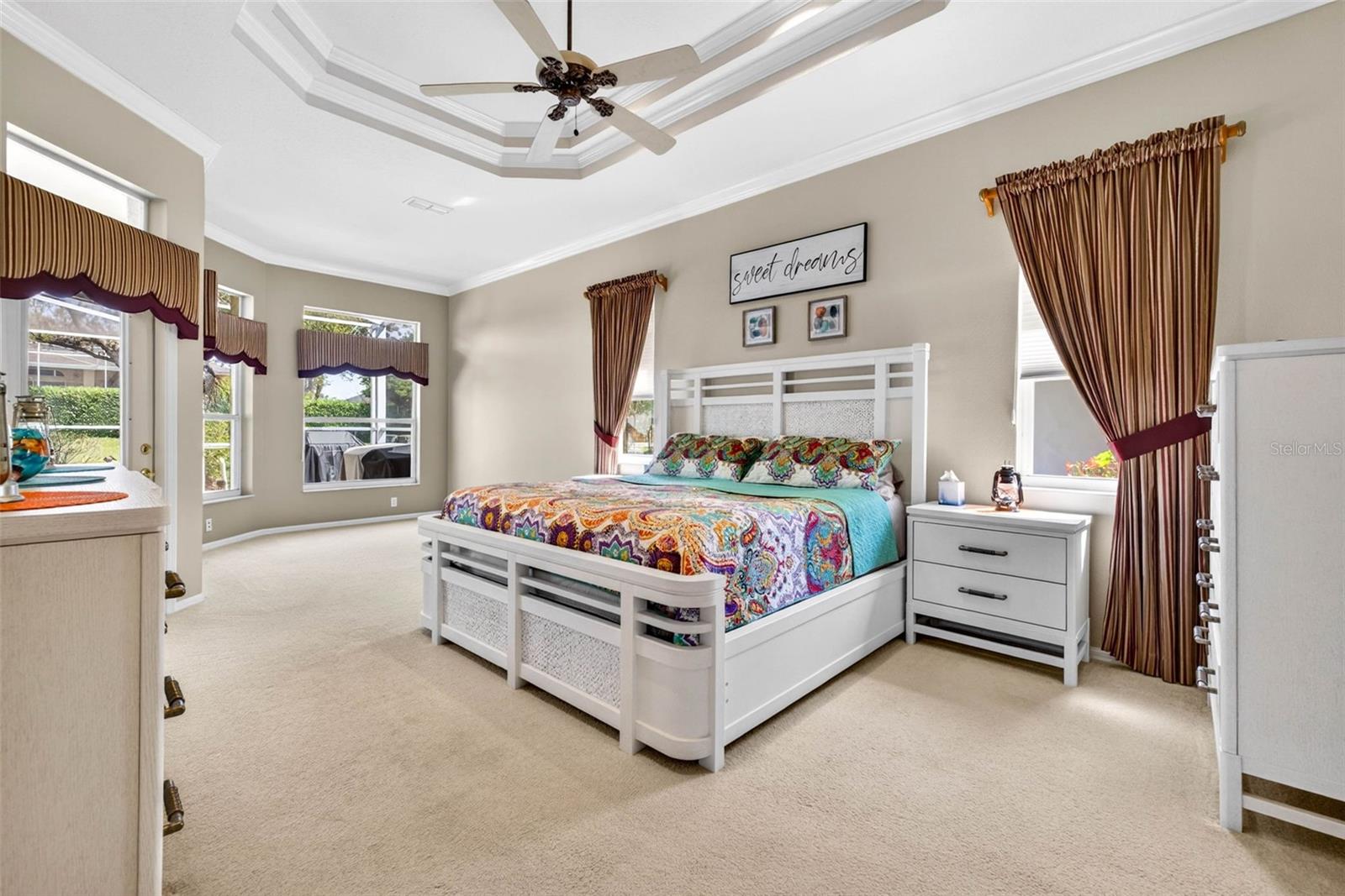 10211 RIDGE TOP LOOP, WEEKI WACHEE, FL, 34613