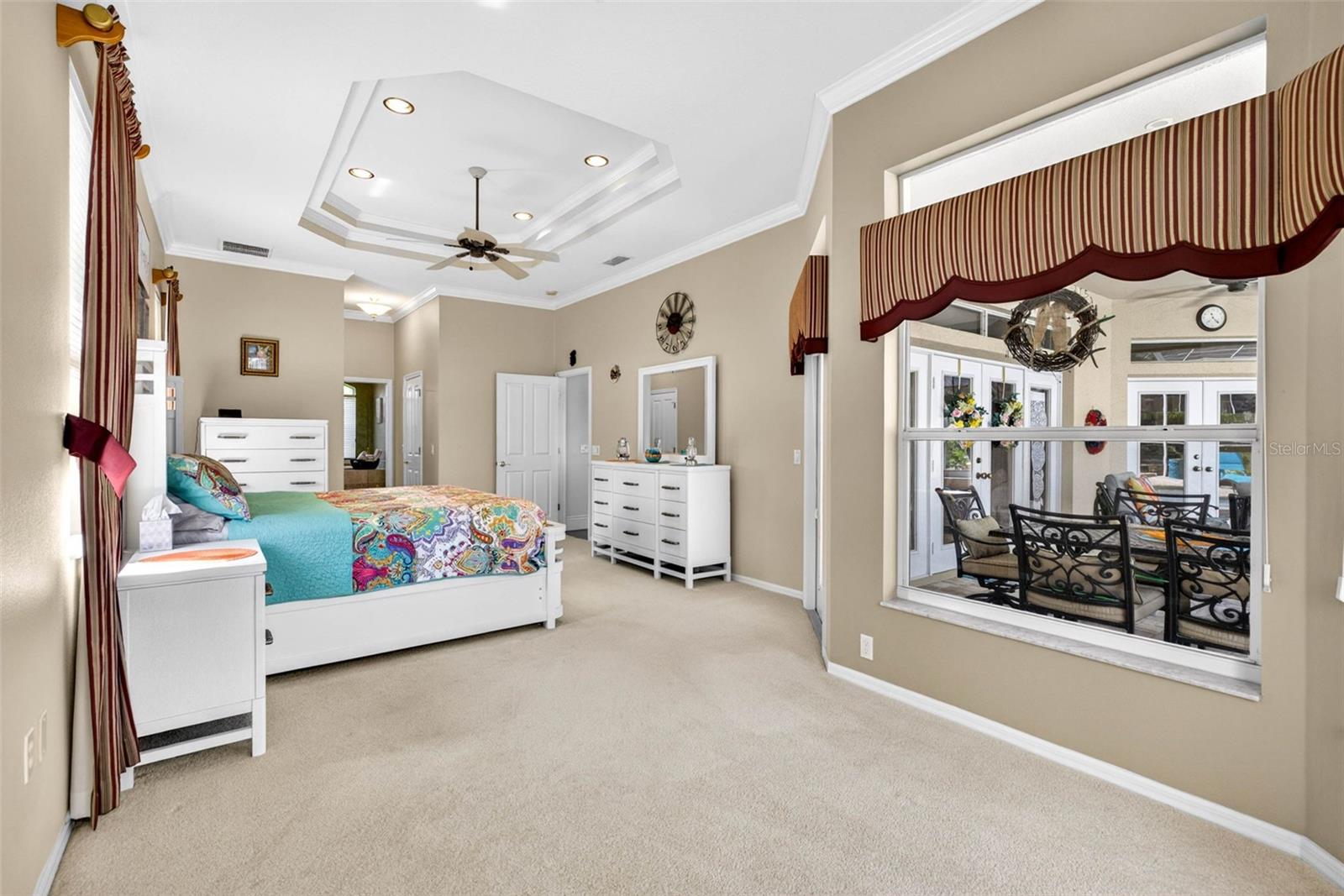 10211 RIDGE TOP LOOP, WEEKI WACHEE, FL, 34613