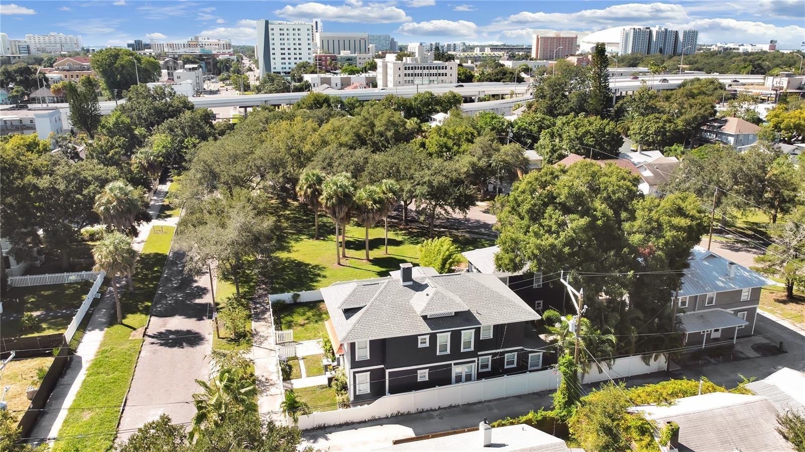 614 8TH ST N, ST PETERSBURG, FL, 33701