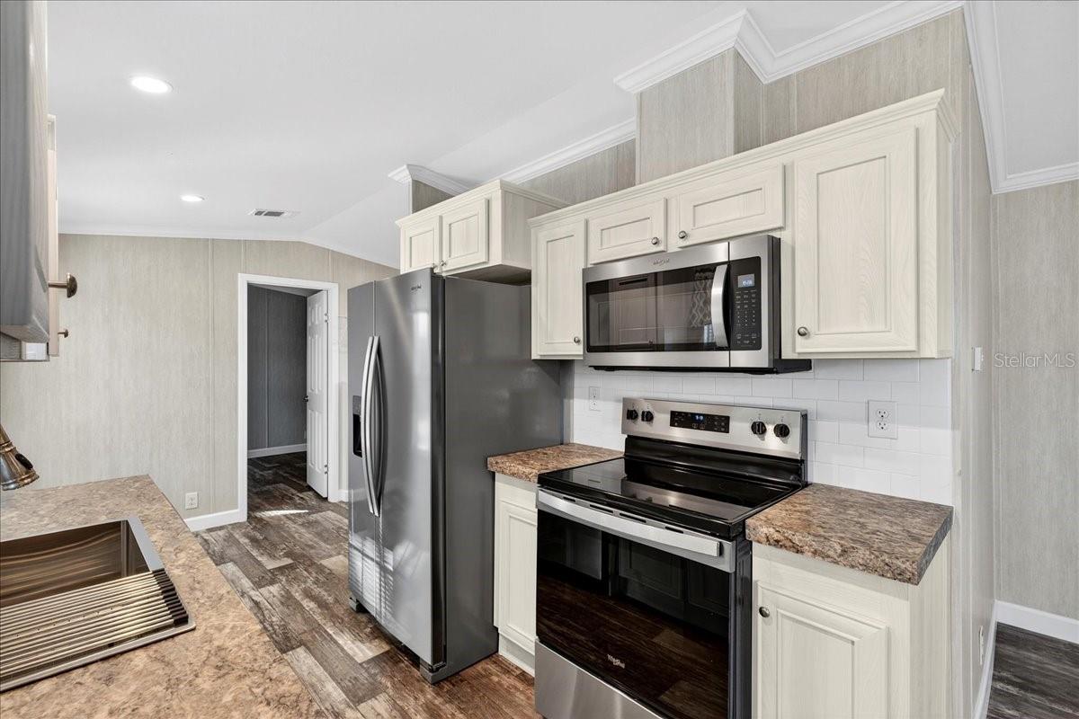 9404 LORAS ST, NEW PORT RICHEY, FL, 34654