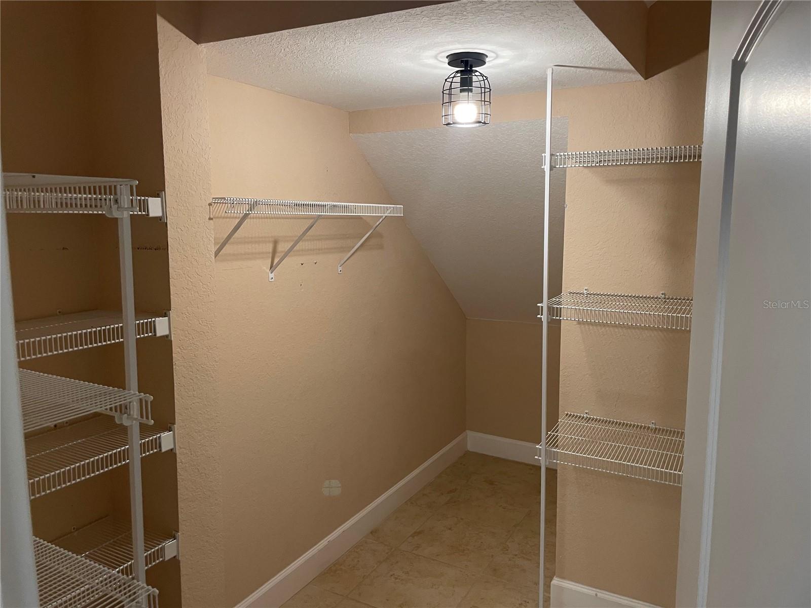 165 ALEXANDER WOODS DR, PLANT CITY, FL, 33563