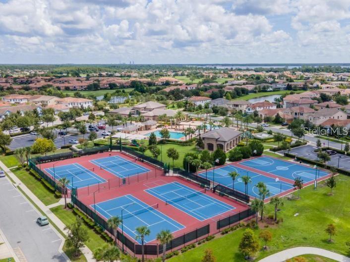 10155 EAGLE CREEK CENTER BLVD, ORLANDO, FL, 32832