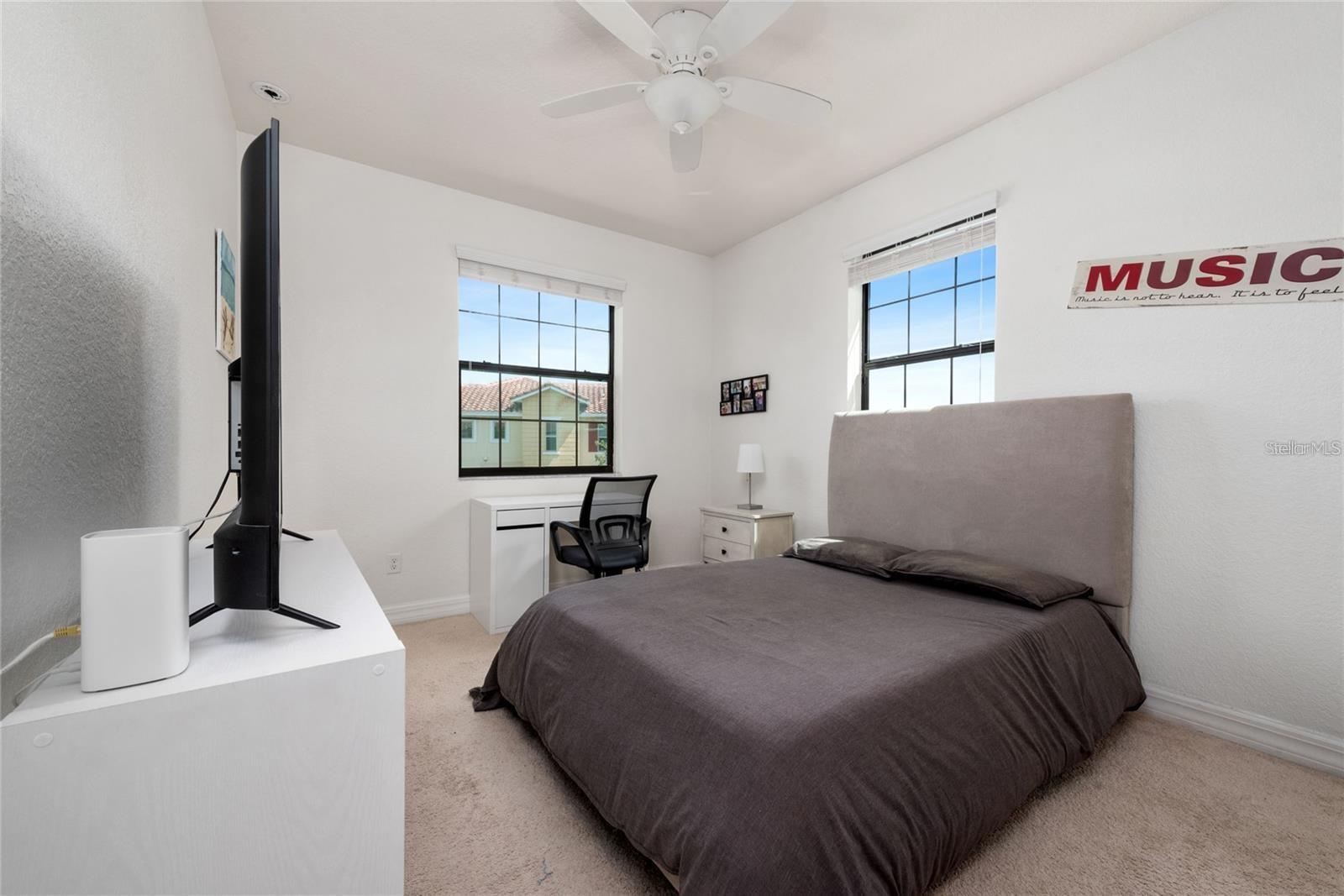 10155 EAGLE CREEK CENTER BLVD, ORLANDO, FL, 32832