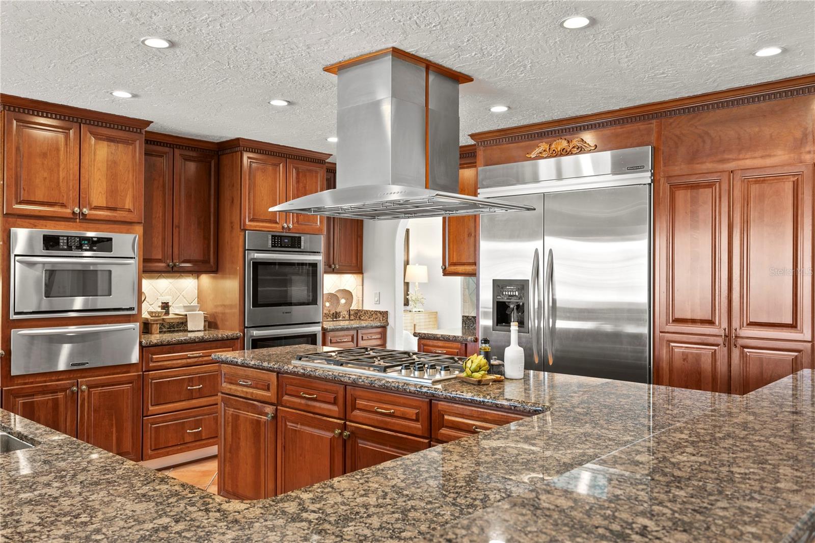 351 S JULIA CIR, ST PETE BEACH, FL, 33706