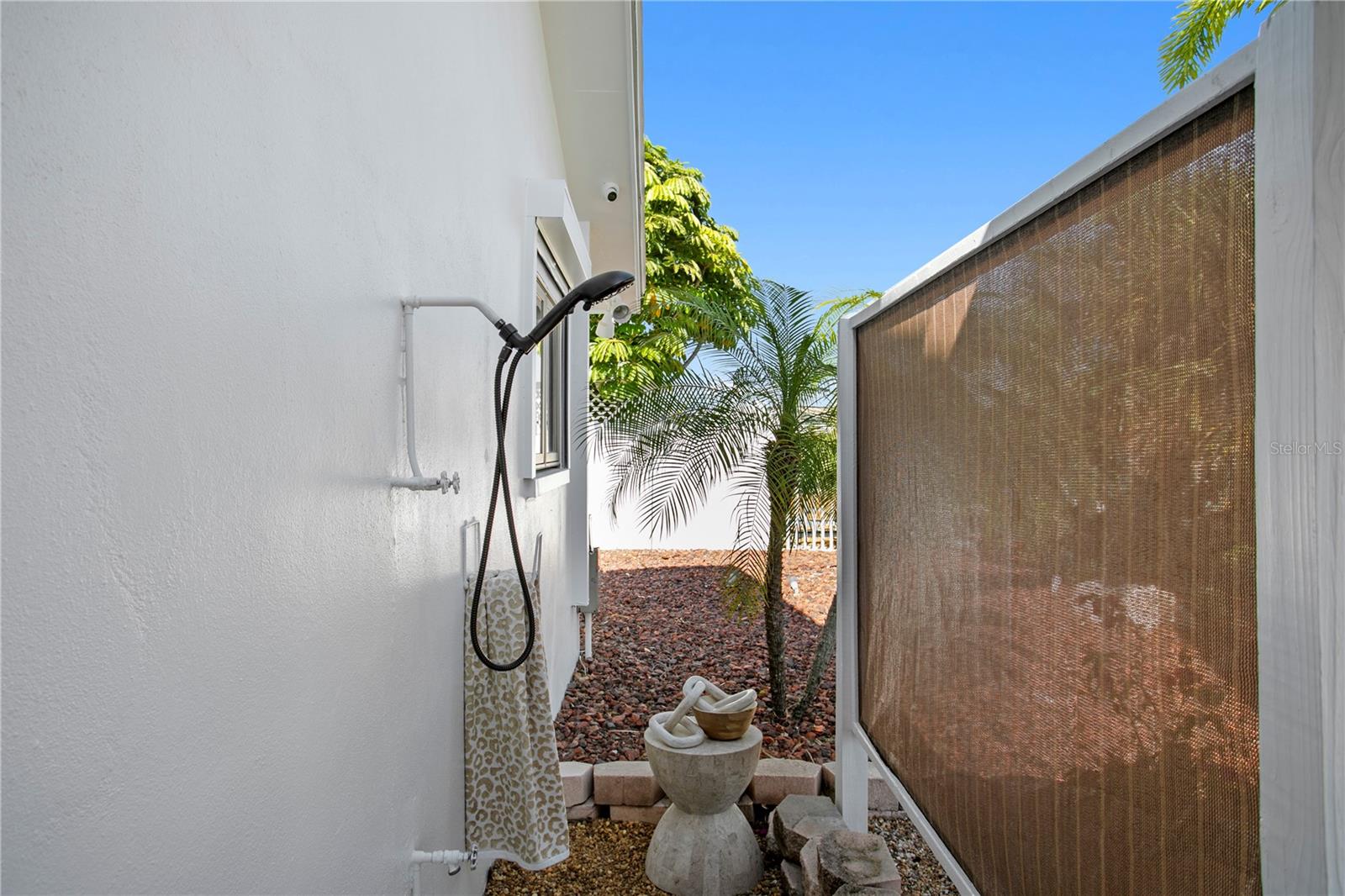 351 S JULIA CIR, ST PETE BEACH, FL, 33706