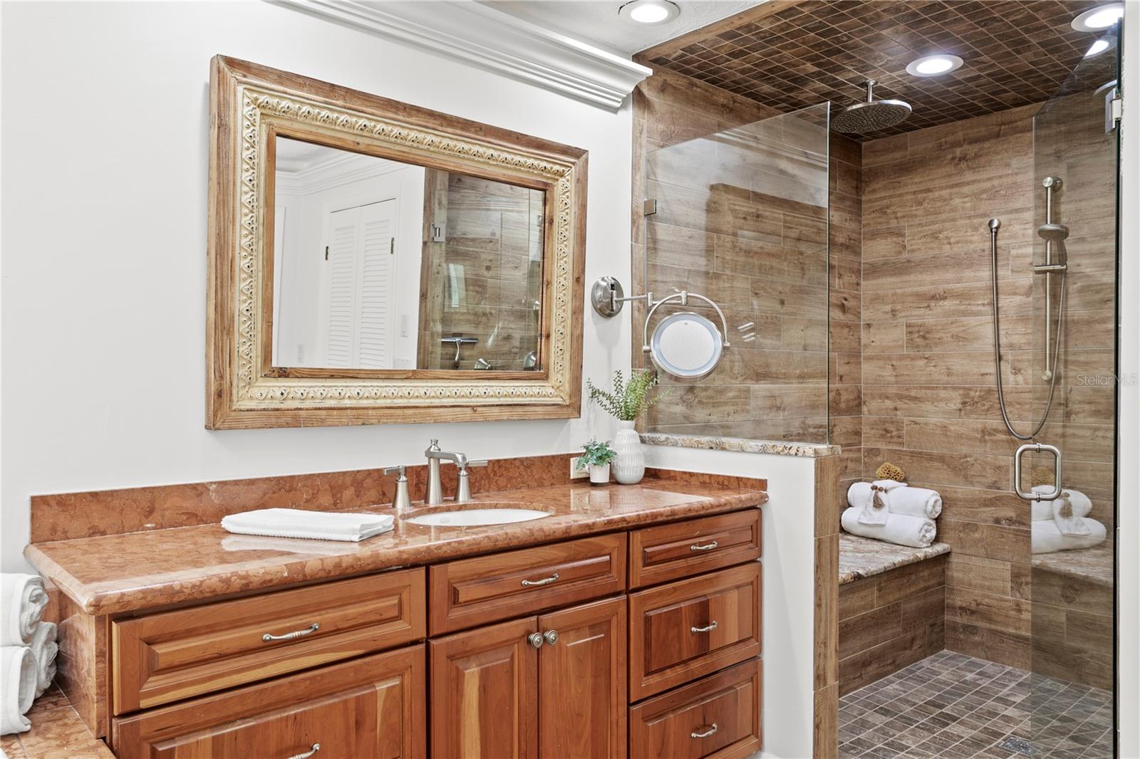 351 S JULIA CIR, ST PETE BEACH, FL, 33706