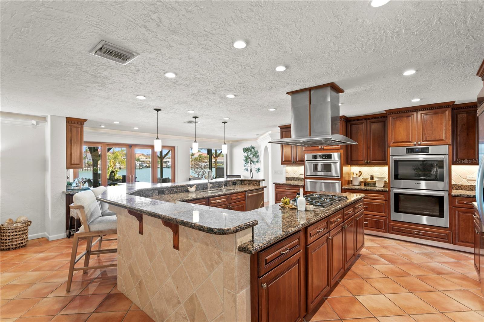 351 S JULIA CIR, ST PETE BEACH, FL, 33706