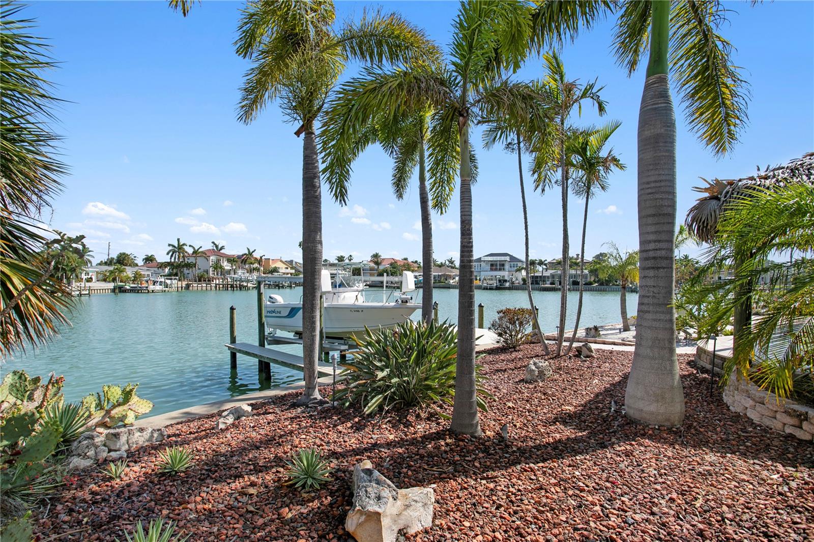 351 S JULIA CIR, ST PETE BEACH, FL, 33706