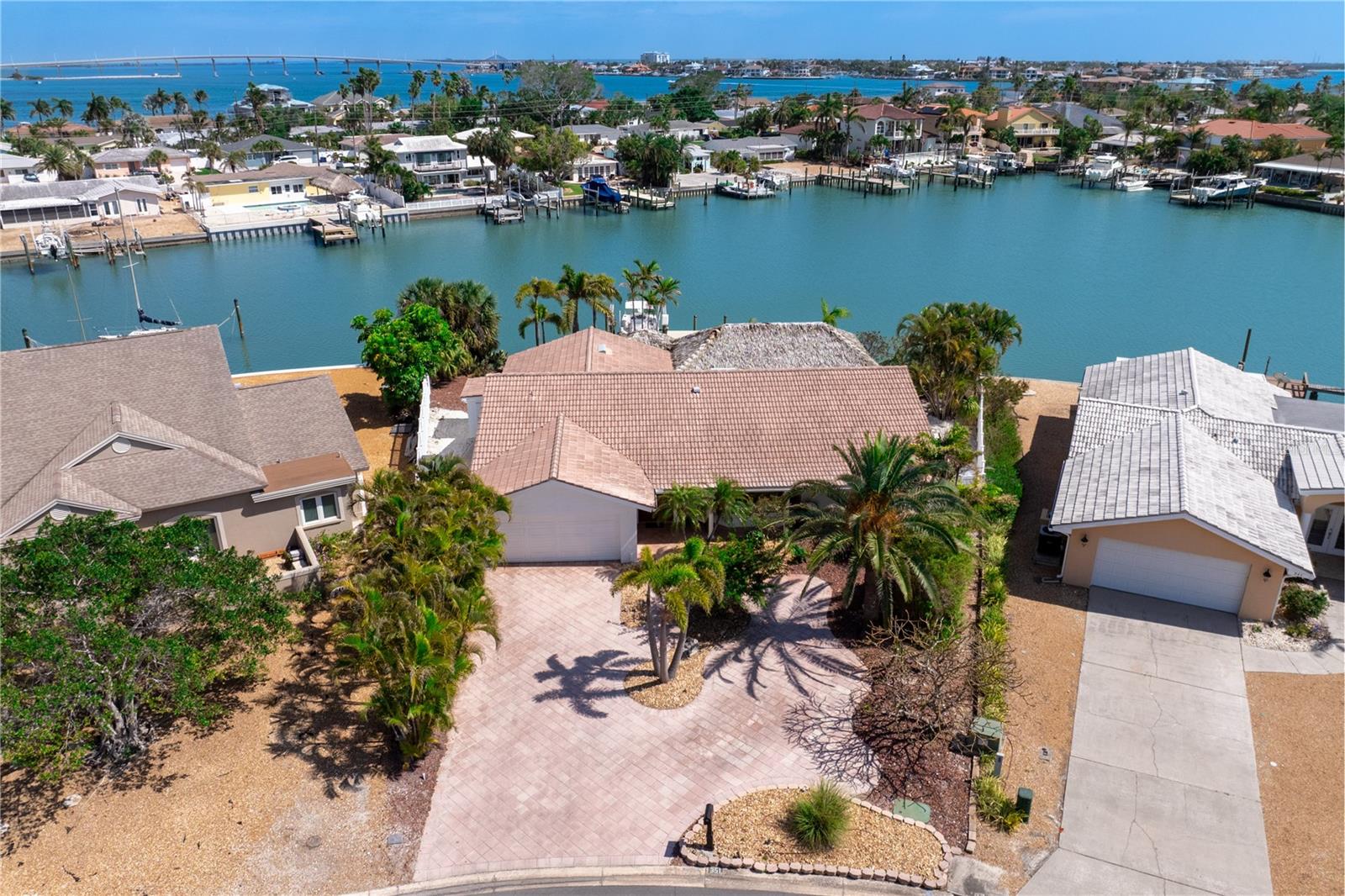 351 S JULIA CIR, ST PETE BEACH, FL, 33706