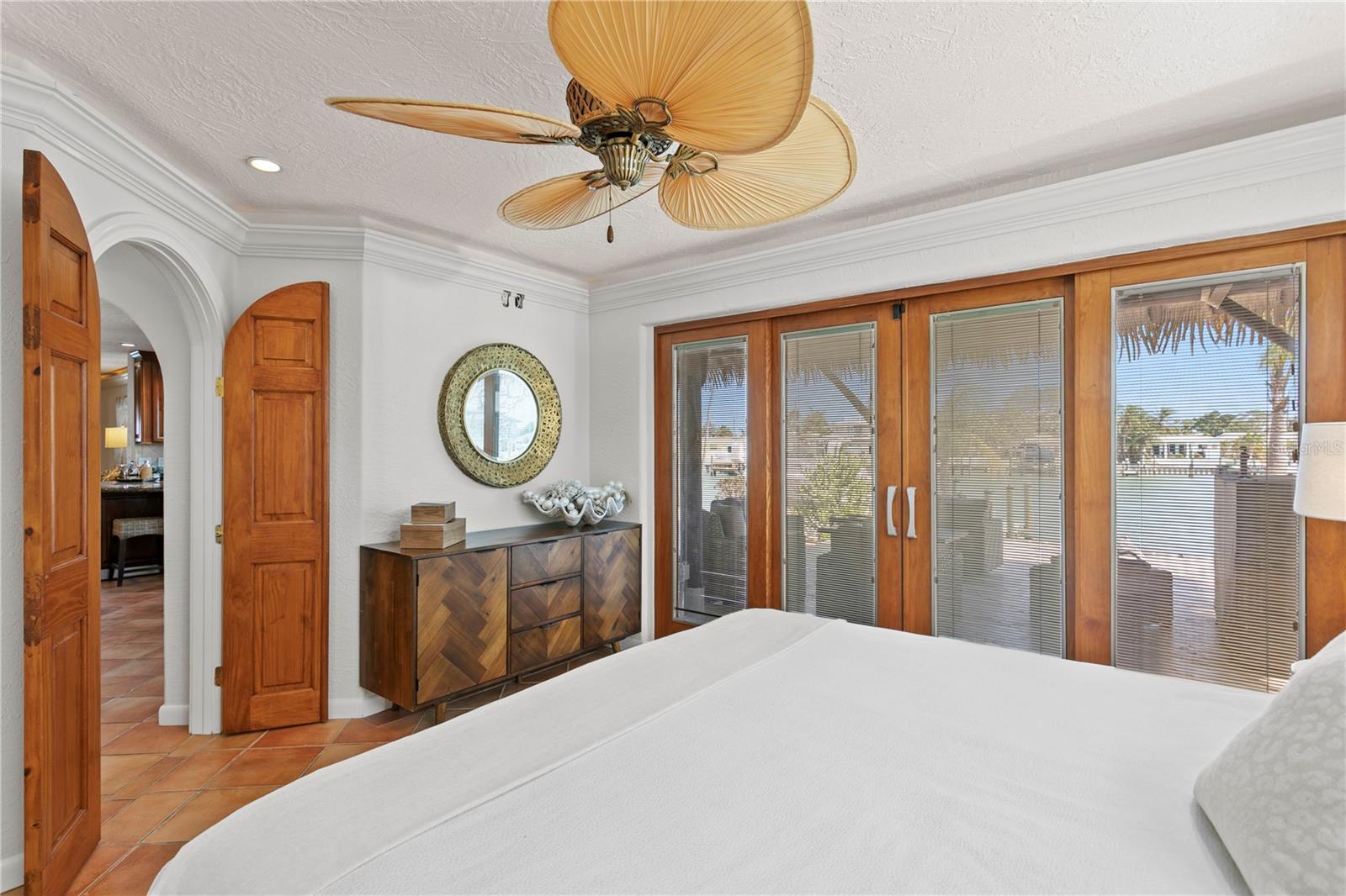 351 S JULIA CIR, ST PETE BEACH, FL, 33706