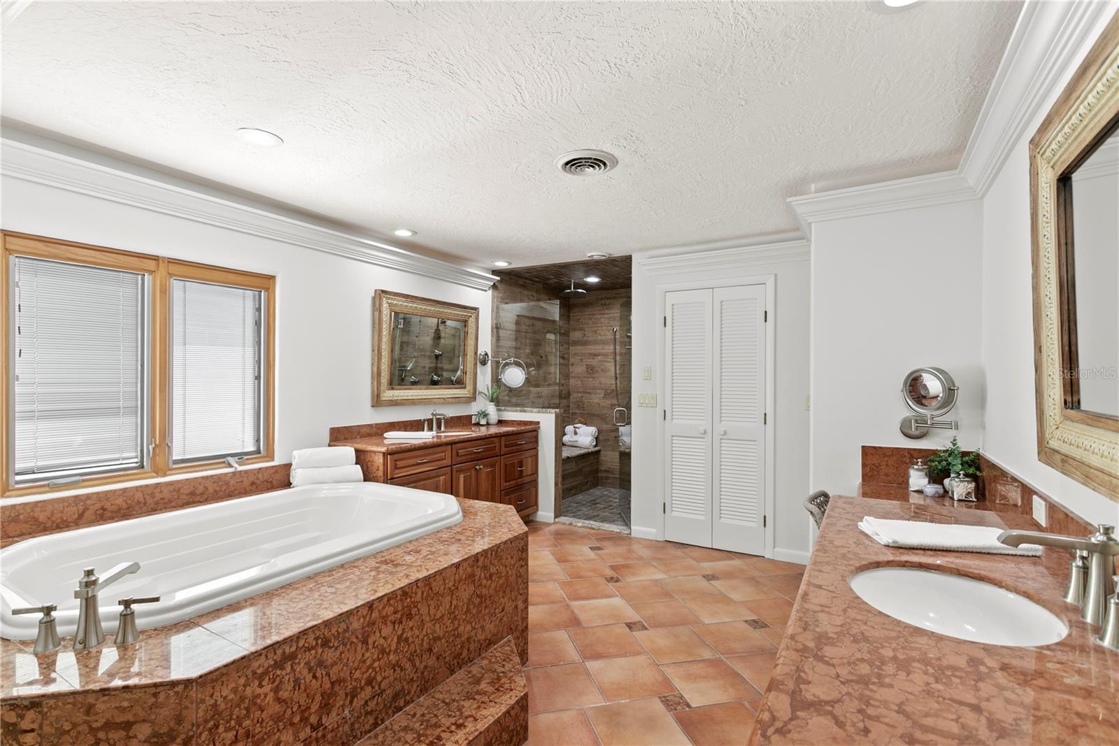 351 S JULIA CIR, ST PETE BEACH, FL, 33706