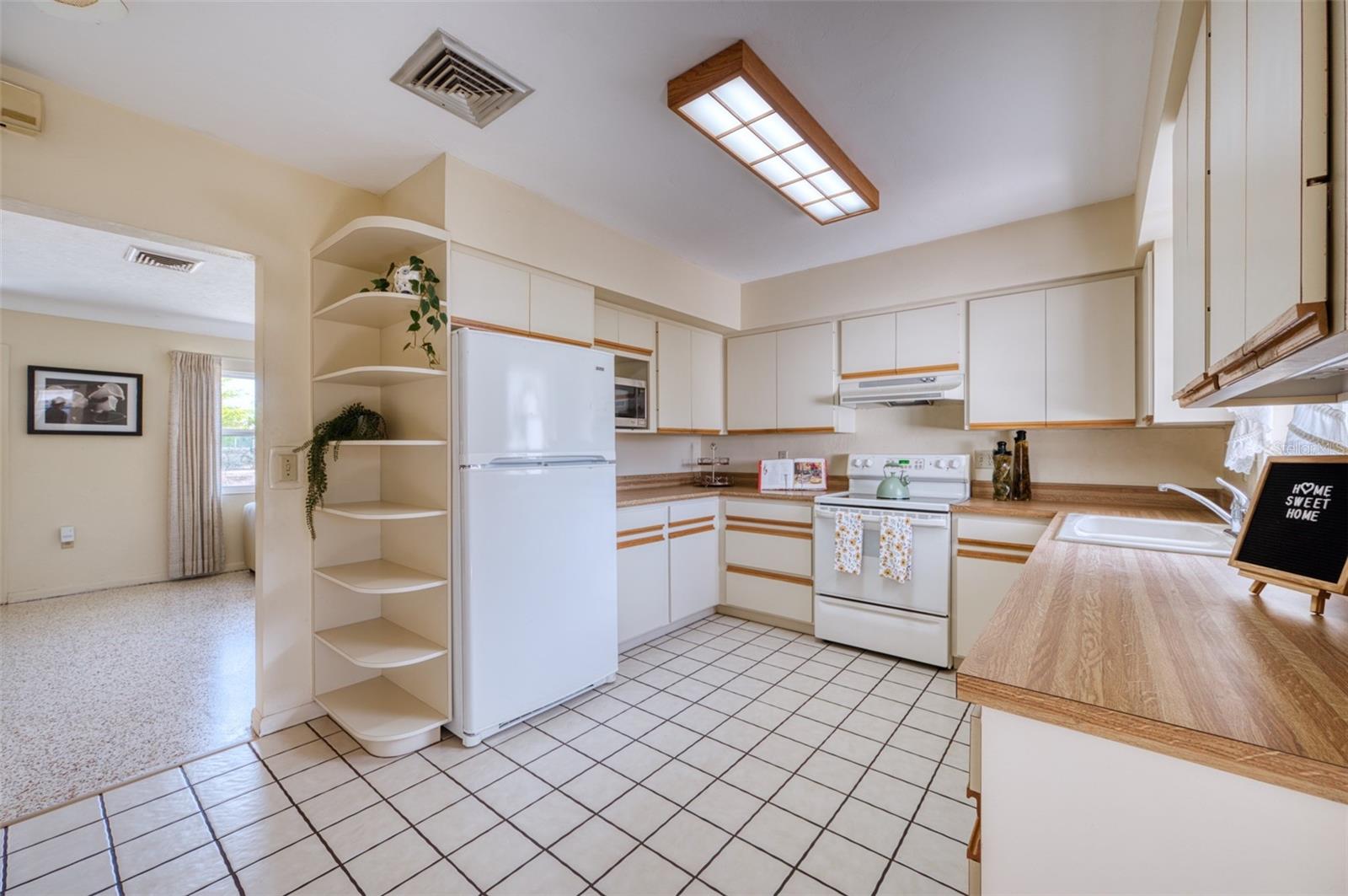 2632 SUNNYSIDE ST, SARASOTA, FL, 34239