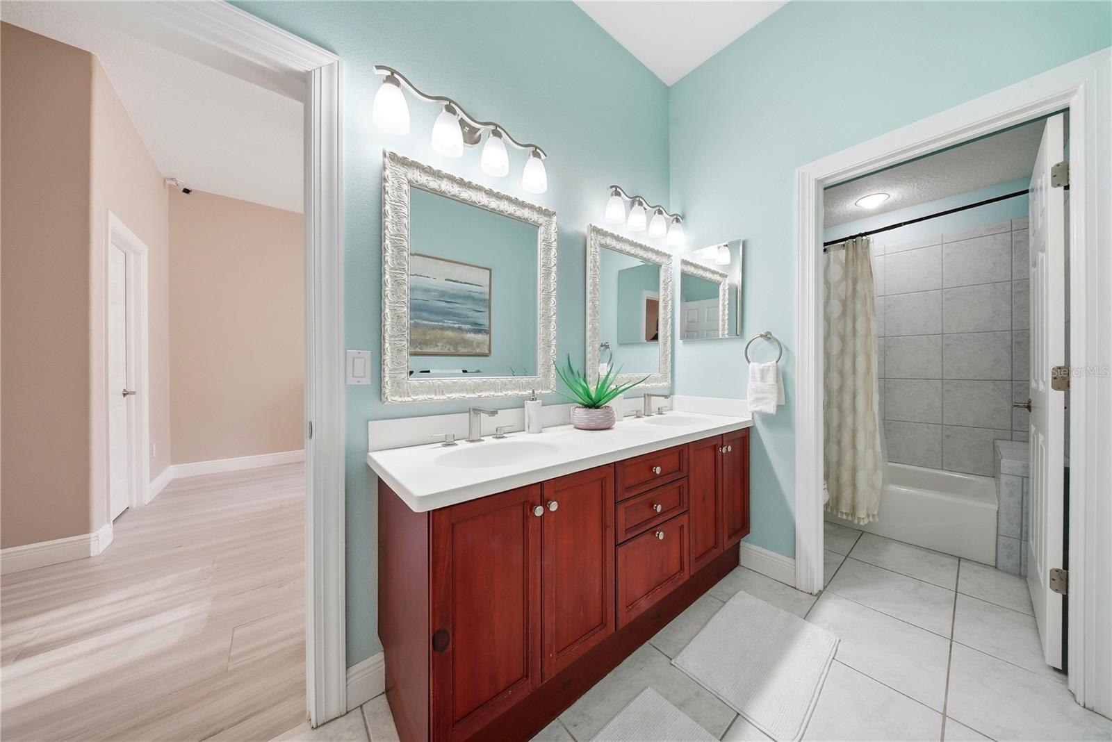 510 MIRABAY BLVD, APOLLO BEACH, FL, 33572