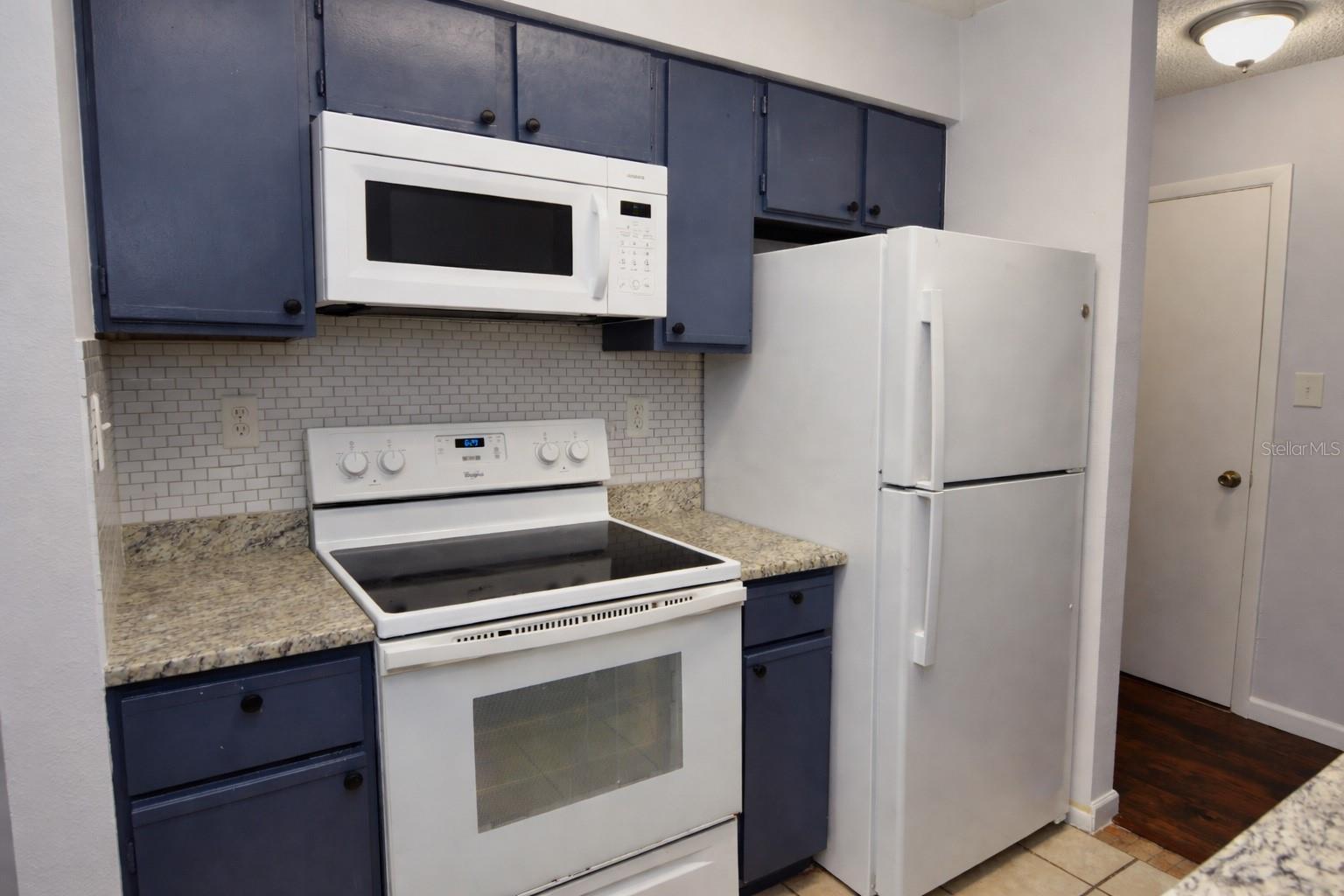 8635 MALLARD RESERVE DR #201, TAMPA, FL, 33614