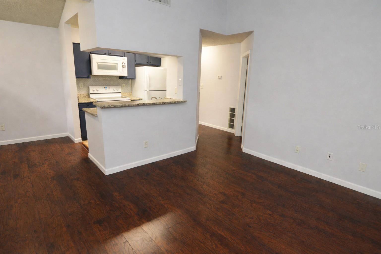 8635 MALLARD RESERVE DR #201, TAMPA, FL, 33614