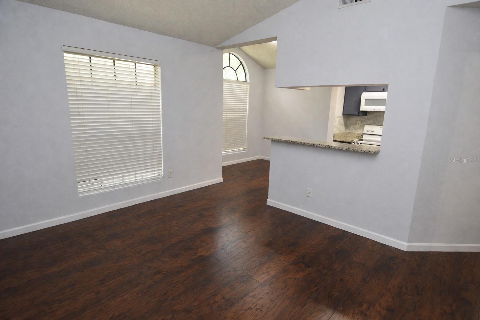 8635 MALLARD RESERVE DR #201, TAMPA, FL, 33614