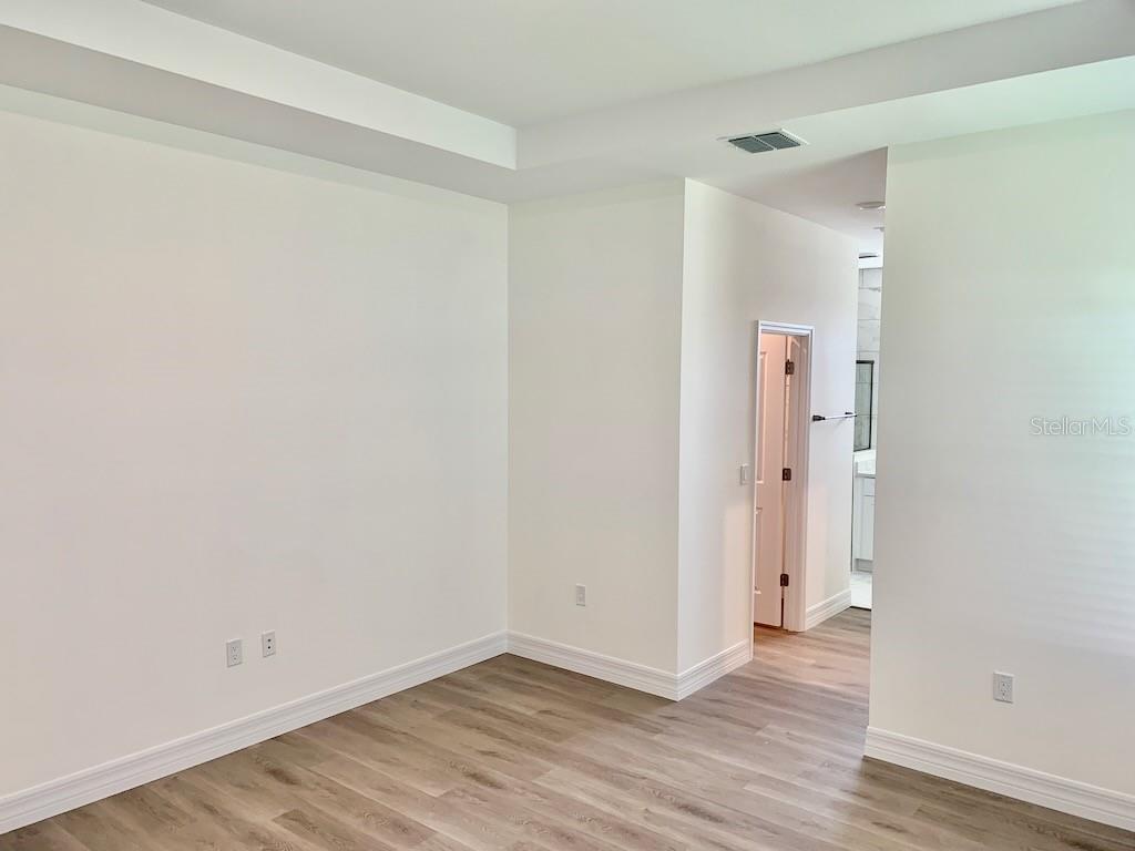 21475 SEATON AVE, PORT CHARLOTTE, FL, 33954