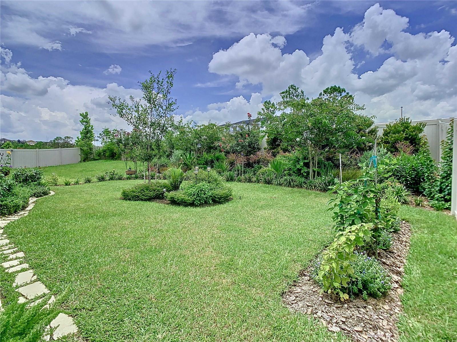 7737 SAIL CLOVER LN, ZEPHYRHILLS, FL, 33540