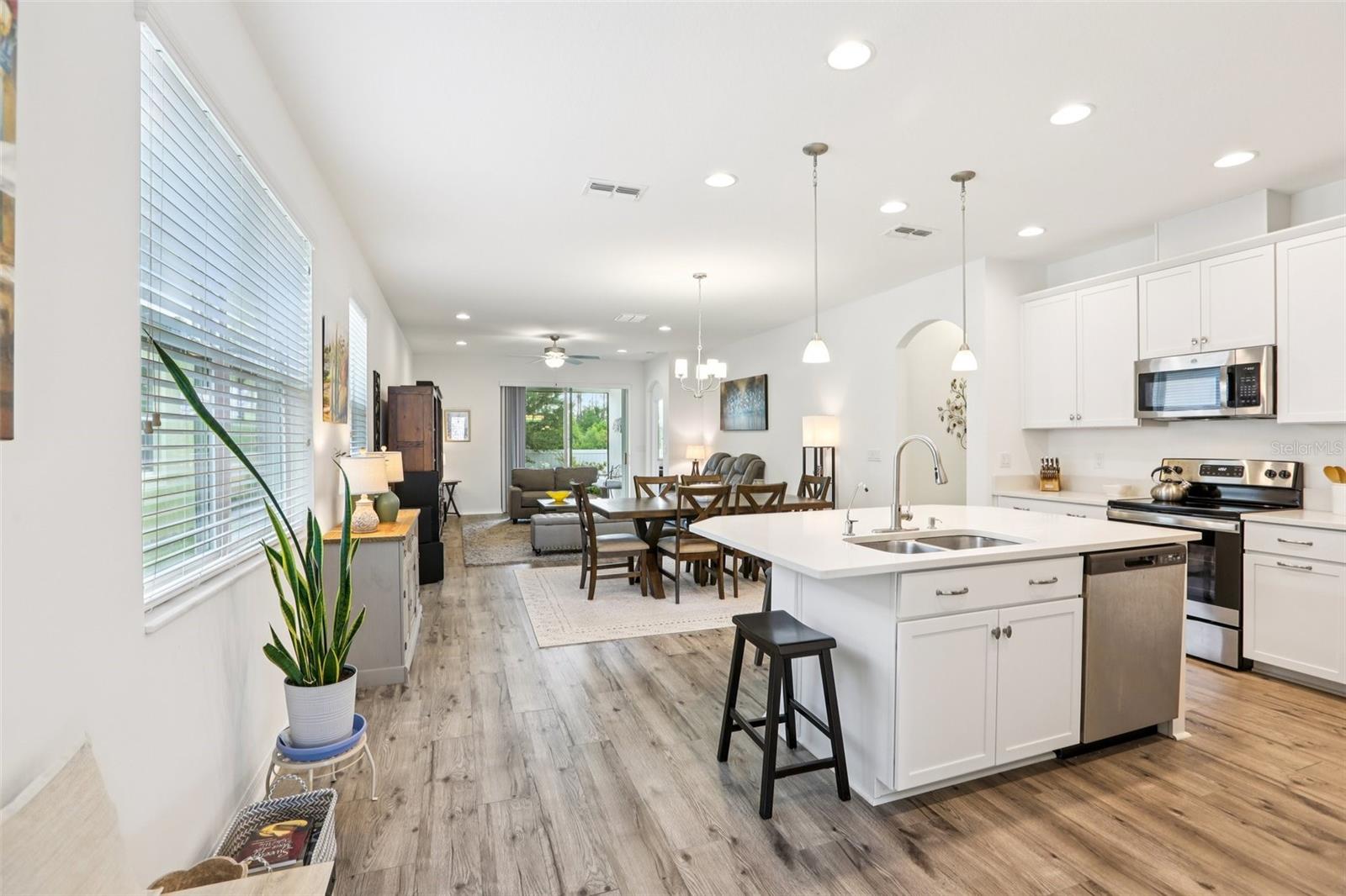 7114 GULF CYPRESS AVE, LAND O LAKES, FL, 34637