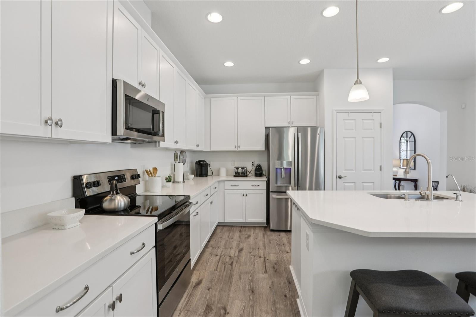 7114 GULF CYPRESS AVE, LAND O LAKES, FL, 34637