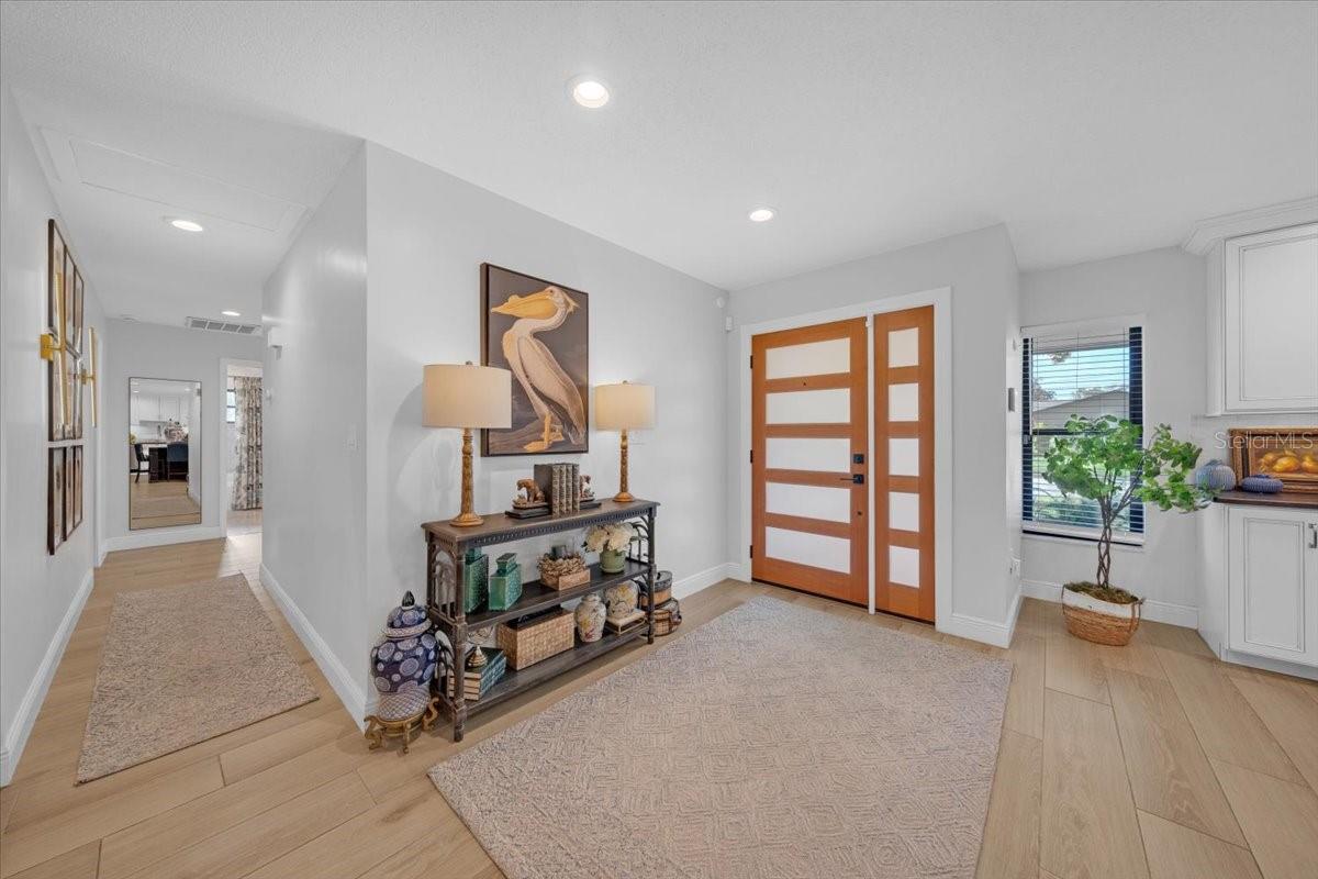 6870 13TH AVE N, ST PETERSBURG, FL, 33710