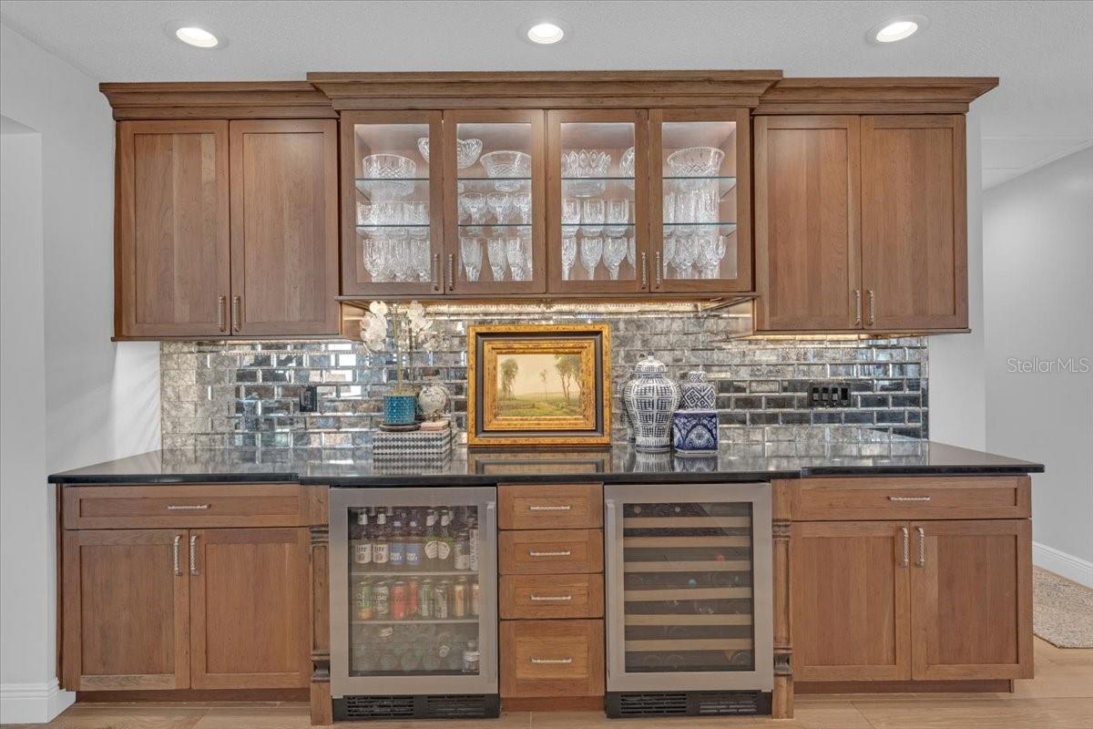 6870 13TH AVE N, ST PETERSBURG, FL, 33710