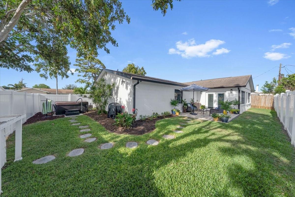 6870 13TH AVE N, ST PETERSBURG, FL, 33710