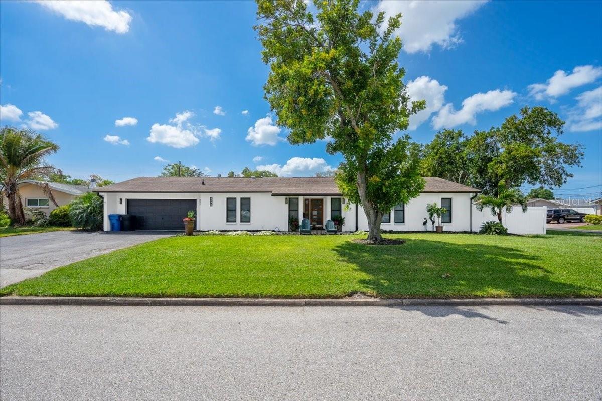 6870 13TH AVE N, ST PETERSBURG, FL, 33710