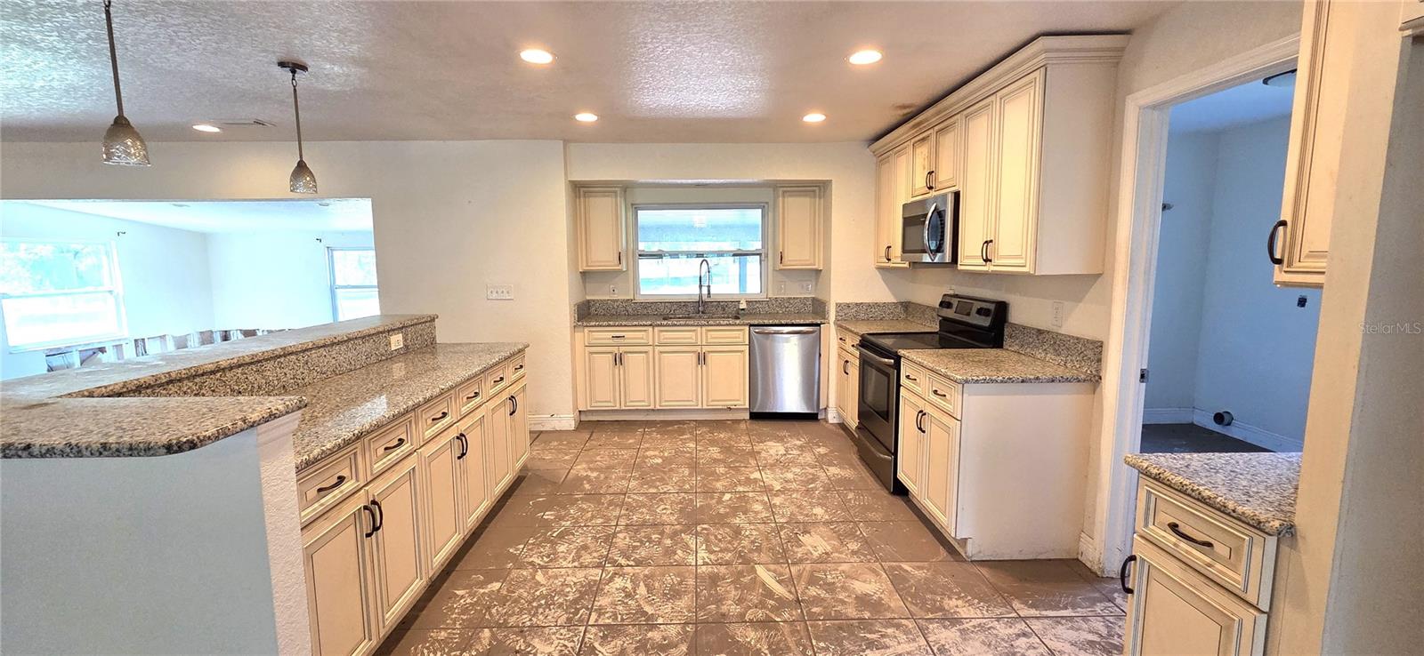 3621 SMITH RYALS RD, PLANT CITY, FL, 33567