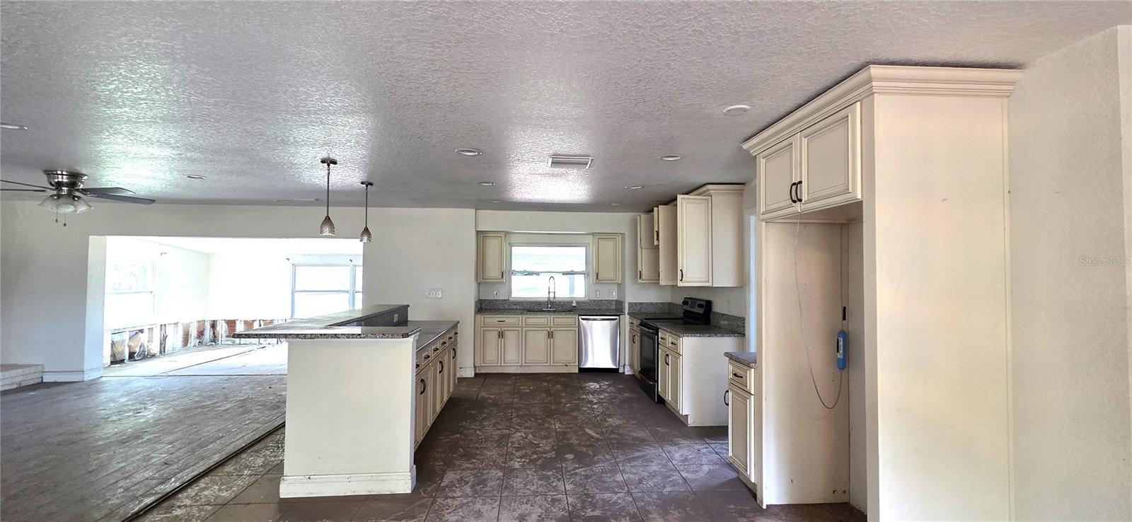 3621 SMITH RYALS RD, PLANT CITY, FL, 33567