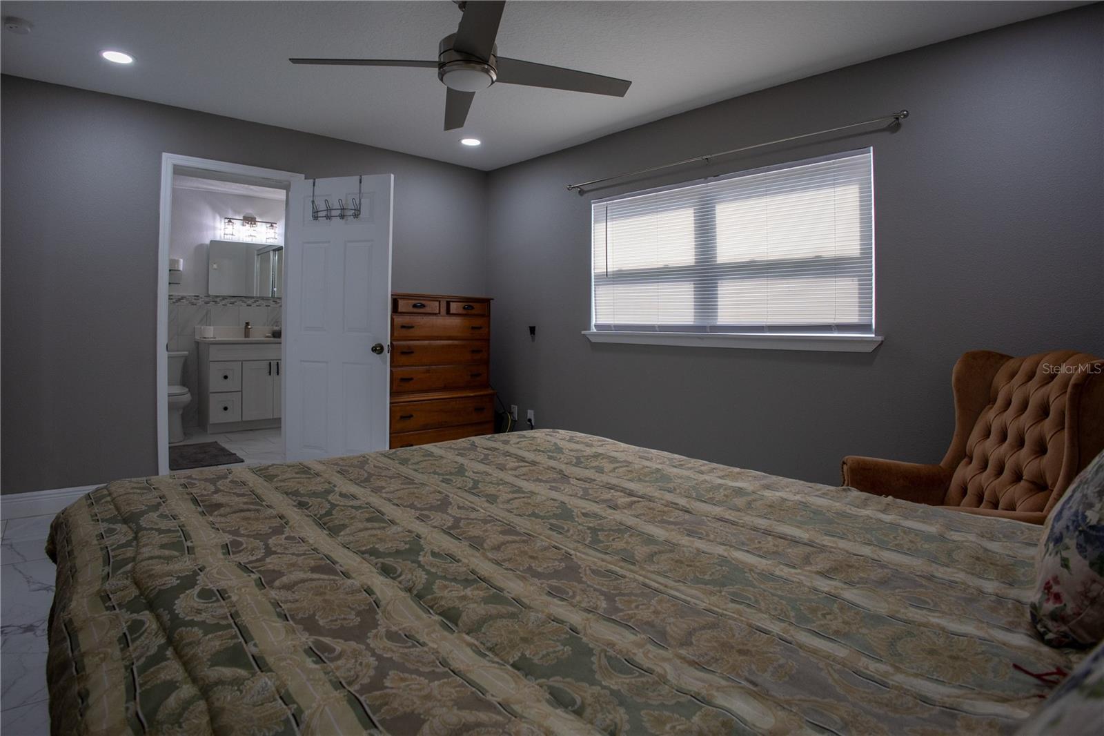 1741 S HAWTHORNE AVE, APOPKA, FL, 32703