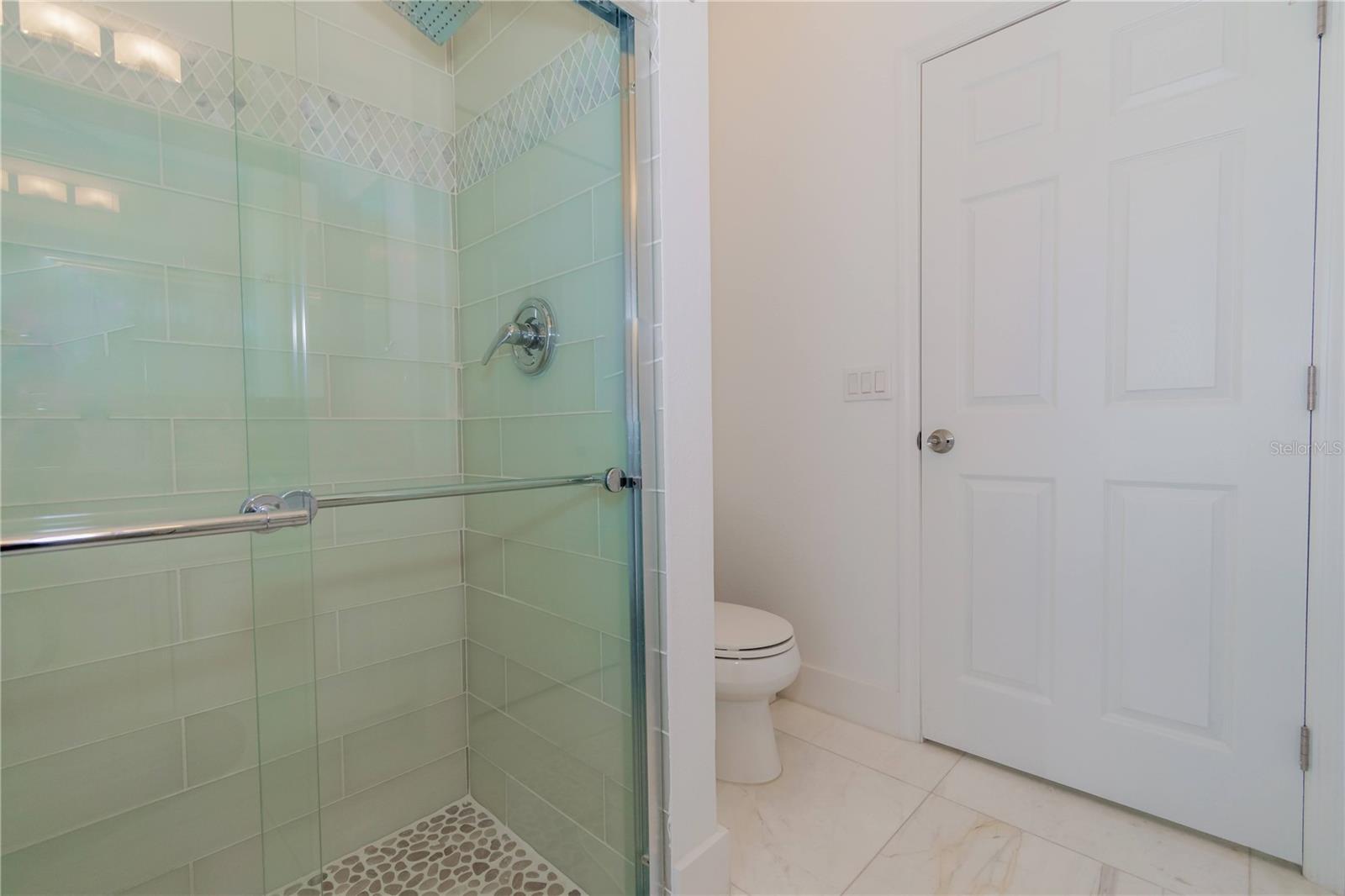 6609 LAKE PEMBROKE PL, ORLANDO, FL, 32829