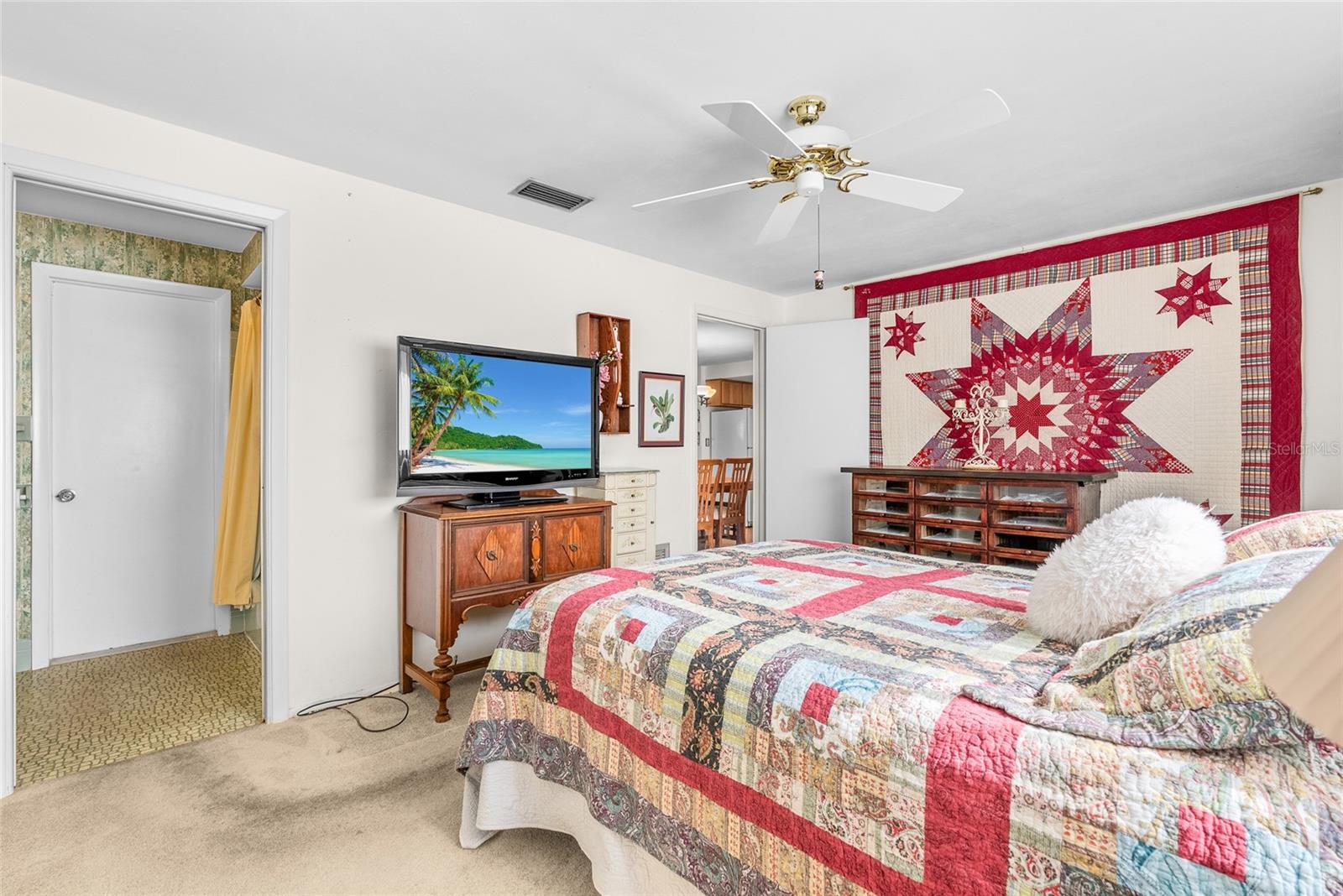 962 CORVETTE DR, LARGO, FL, 33771