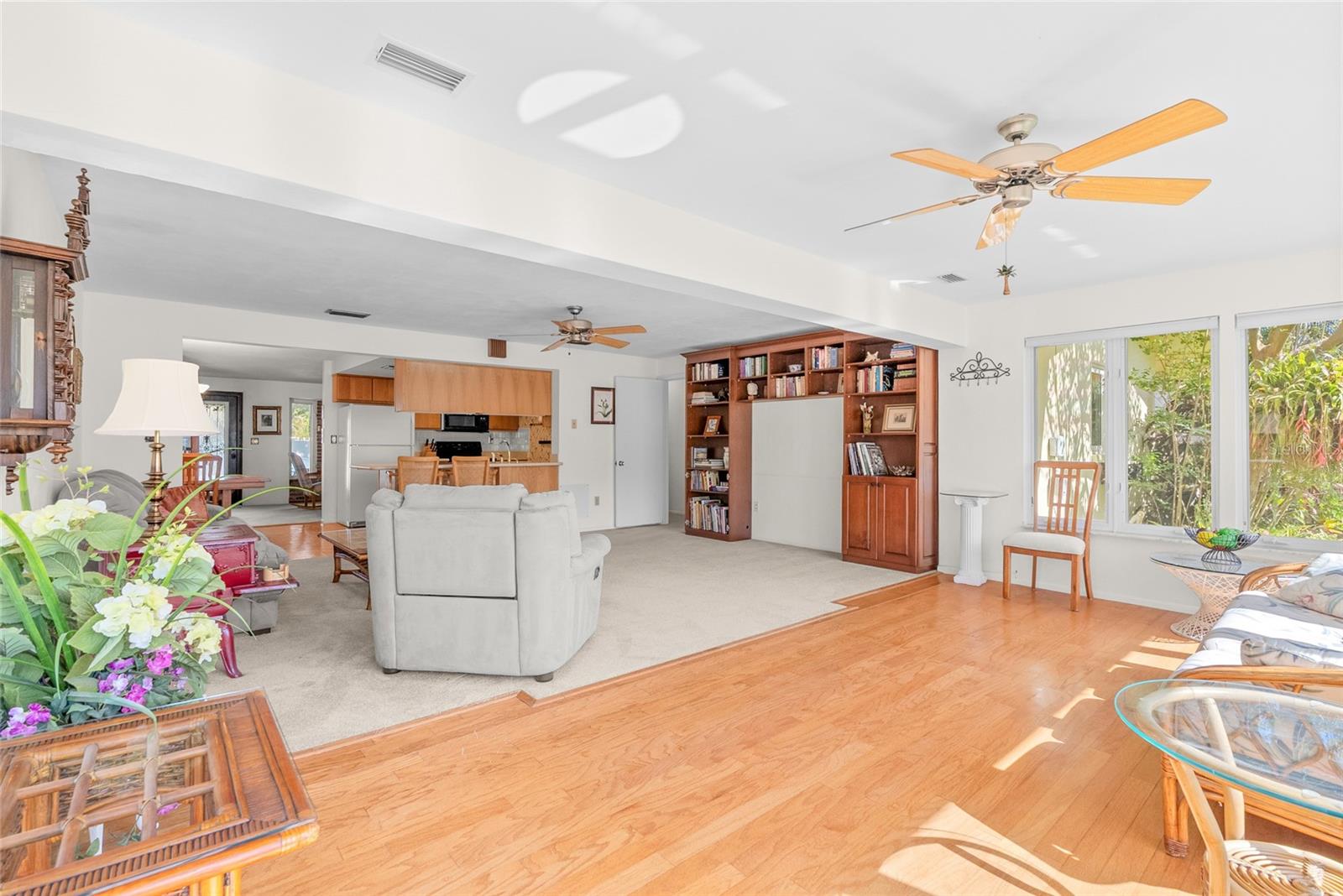 962 CORVETTE DR, LARGO, FL, 33771