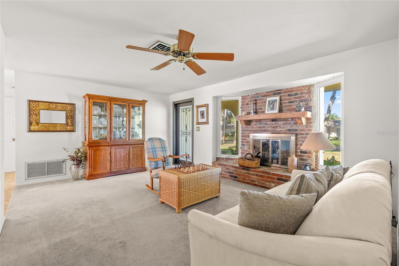 962 CORVETTE DR, LARGO, FL, 33771