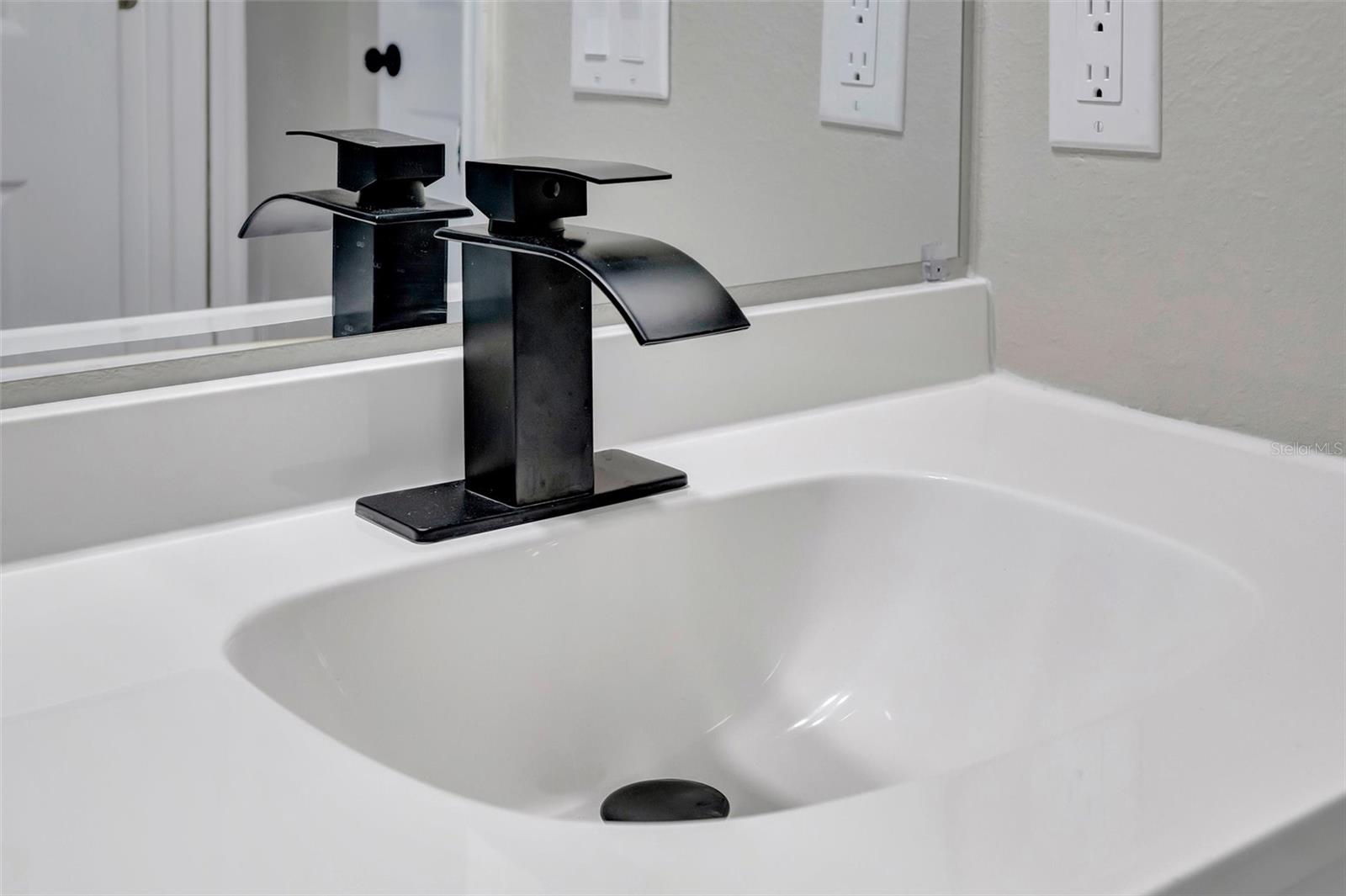 9022 SHELDON CHASE DR, TAMPA, FL, 33635