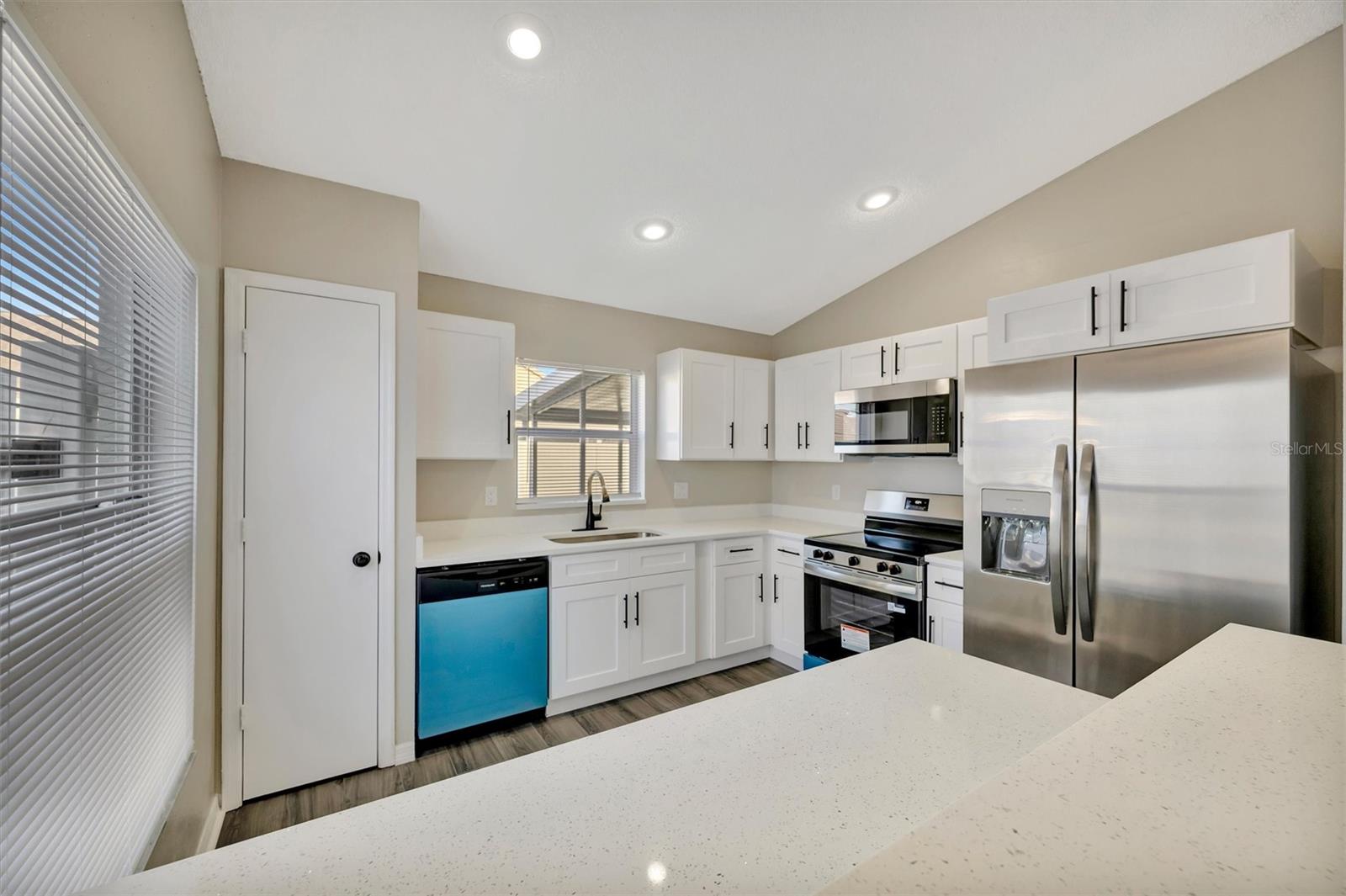 9022 SHELDON CHASE DR, TAMPA, FL, 33635