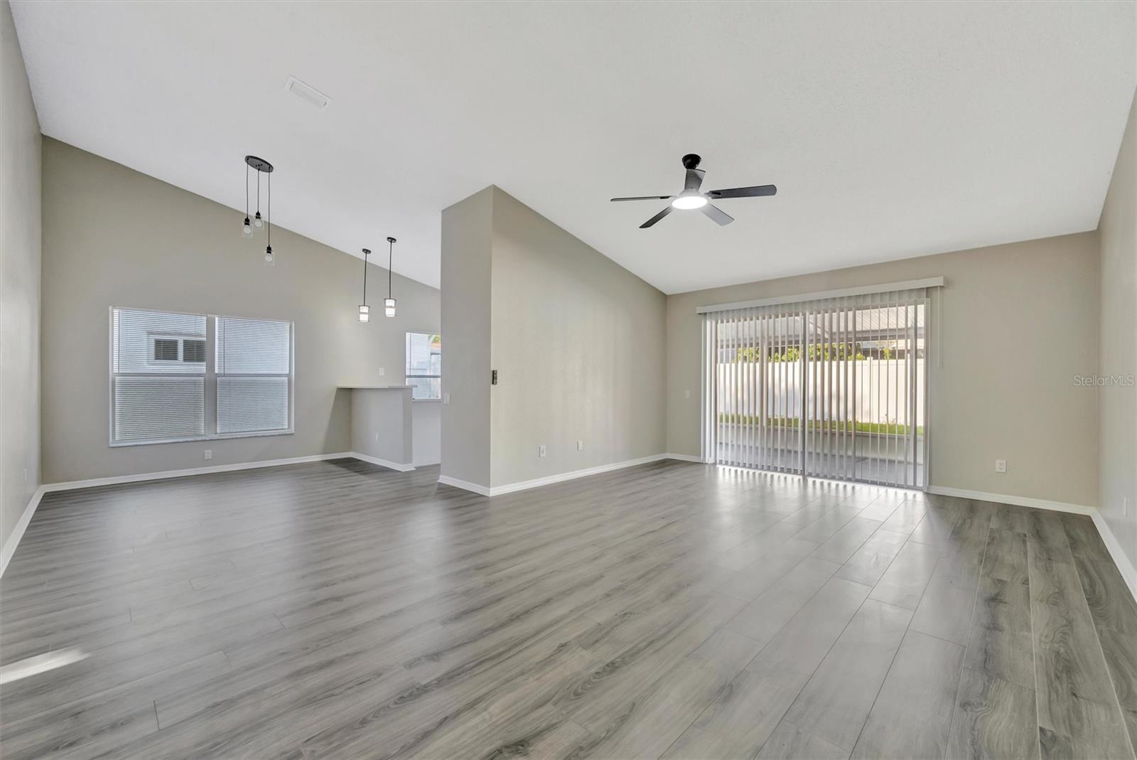 9022 SHELDON CHASE DR, TAMPA, FL, 33635