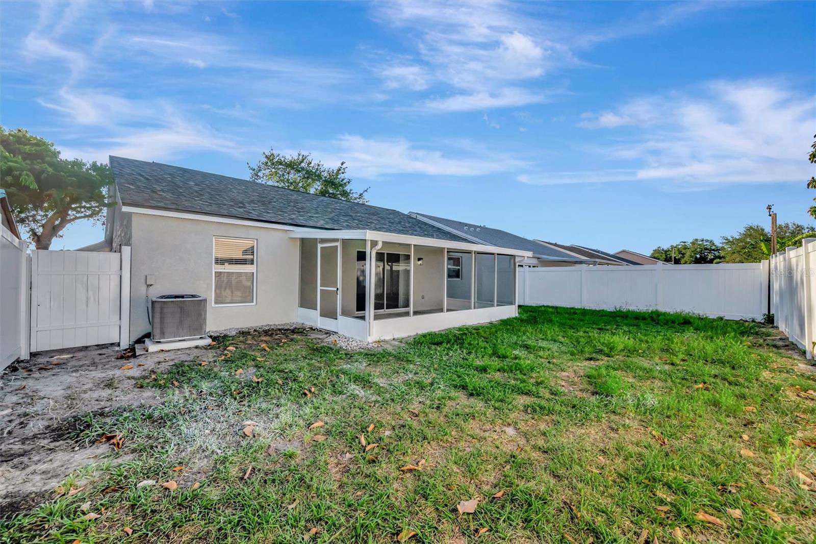 9022 SHELDON CHASE DR, TAMPA, FL, 33635