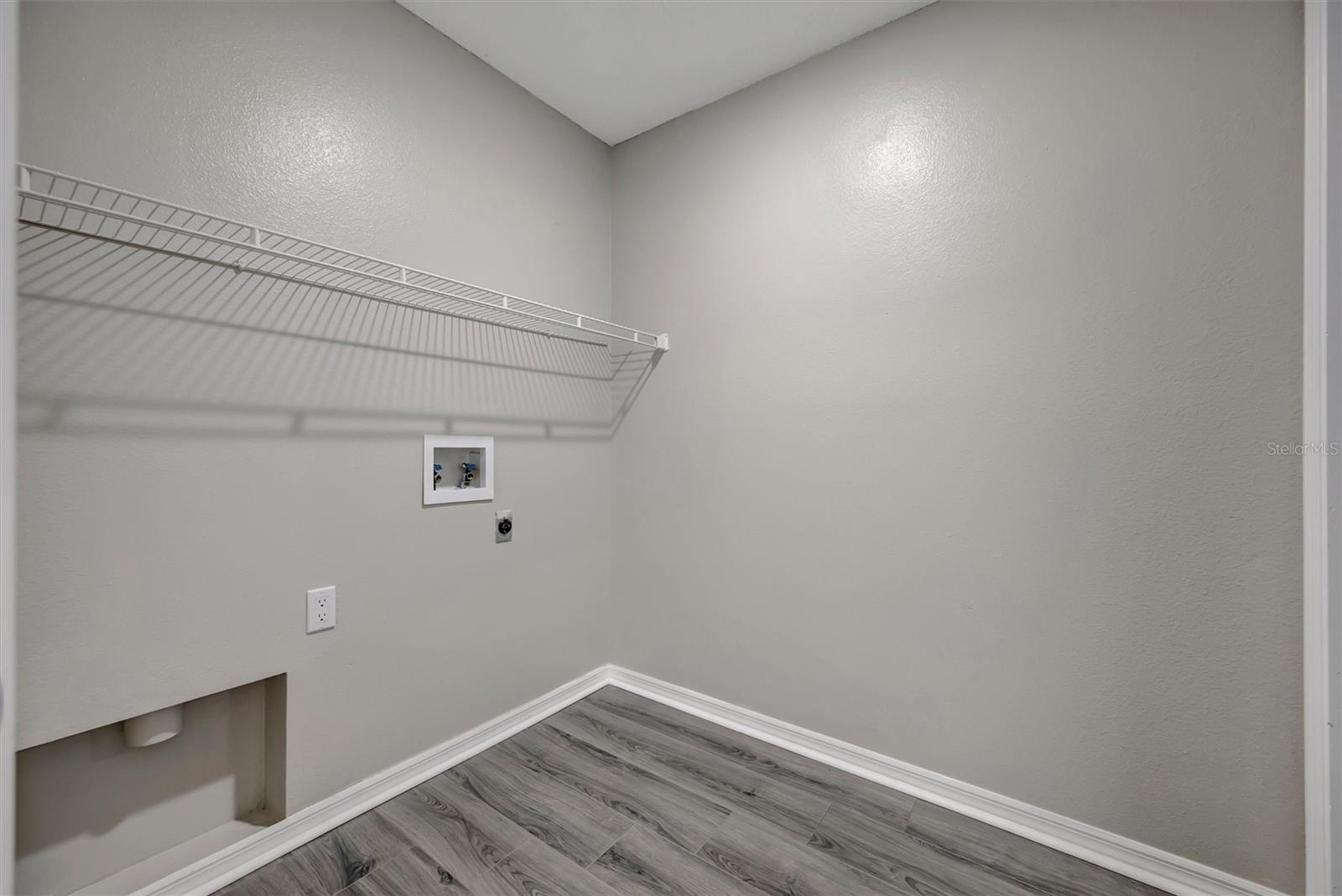 9022 SHELDON CHASE DR, TAMPA, FL, 33635